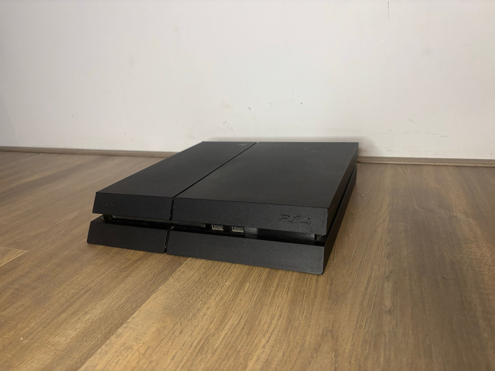 PlayStation 4 en BTO Gaming Laptop - Gebruikt, Ophalen, Gebruikt