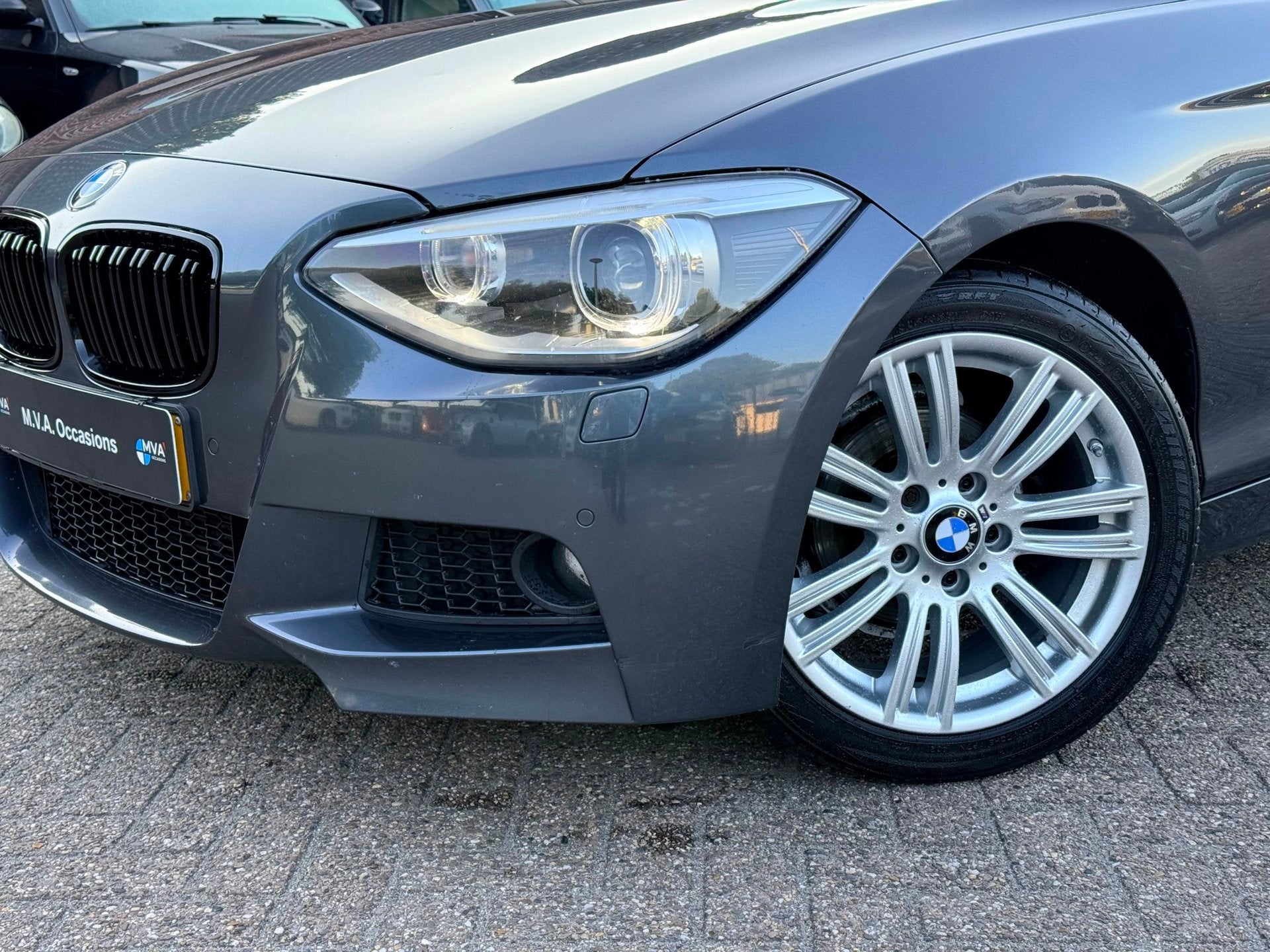BMW 1-serie 116i Executive M Sport|Nieuwe Ketting + Klepseal, Auto's, Gebruikt, 4 cilinders, Alcantara, Origineel Nederlands