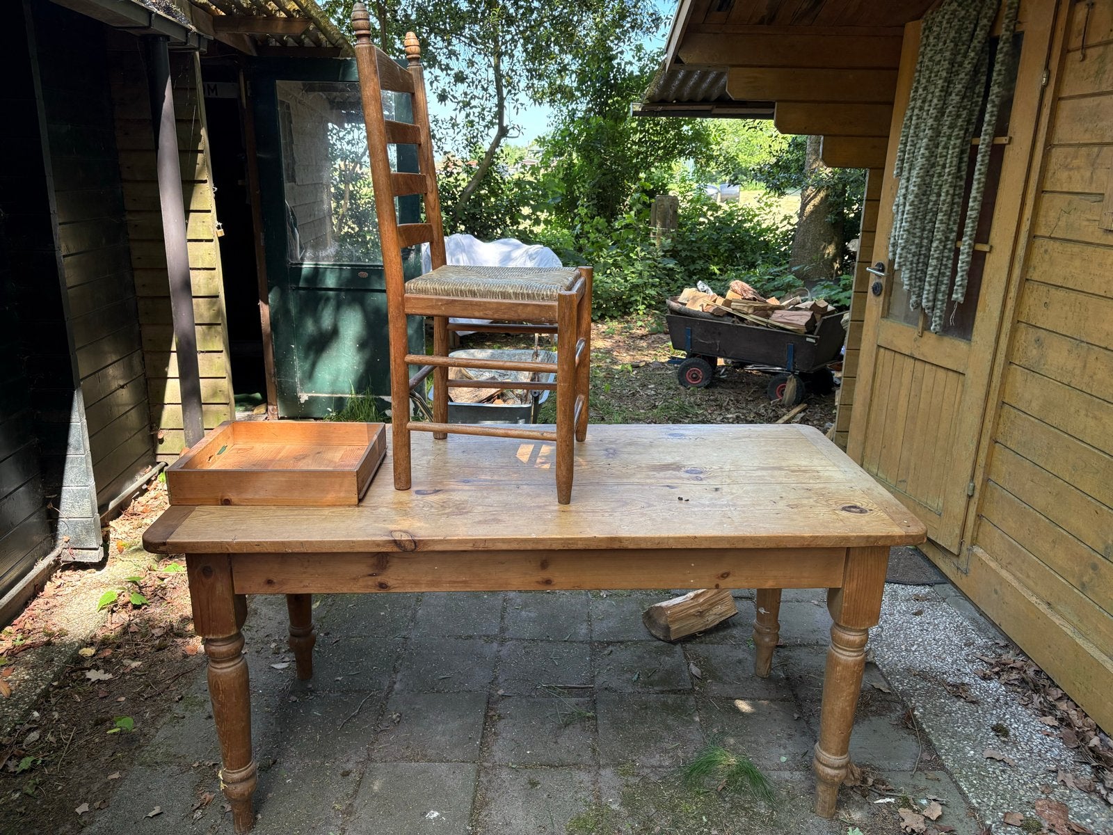 Antieke houten tafel met lade en 4 stoelen, Antiek en Kunst, Antiek | Meubels | Tafels, Ophalen