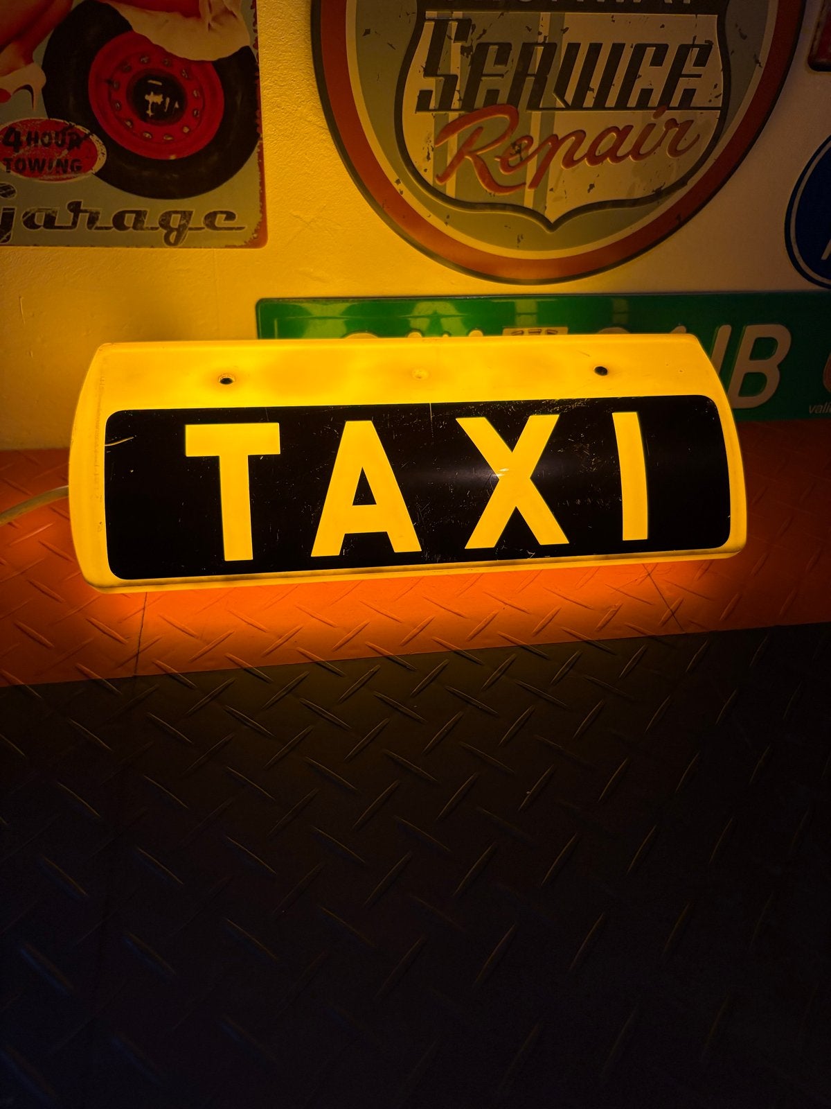Taxi daklicht op 220V - Unieke decoratie, Verzenden, Zo goed als nieuw, Lichtbak of (neon) lamp