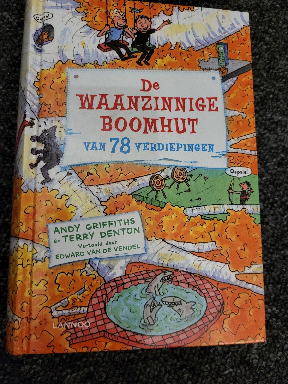 De waanzinnige boomhut, deel 6, Boeken, Ophalen of Verzenden, Zo goed als nieuw