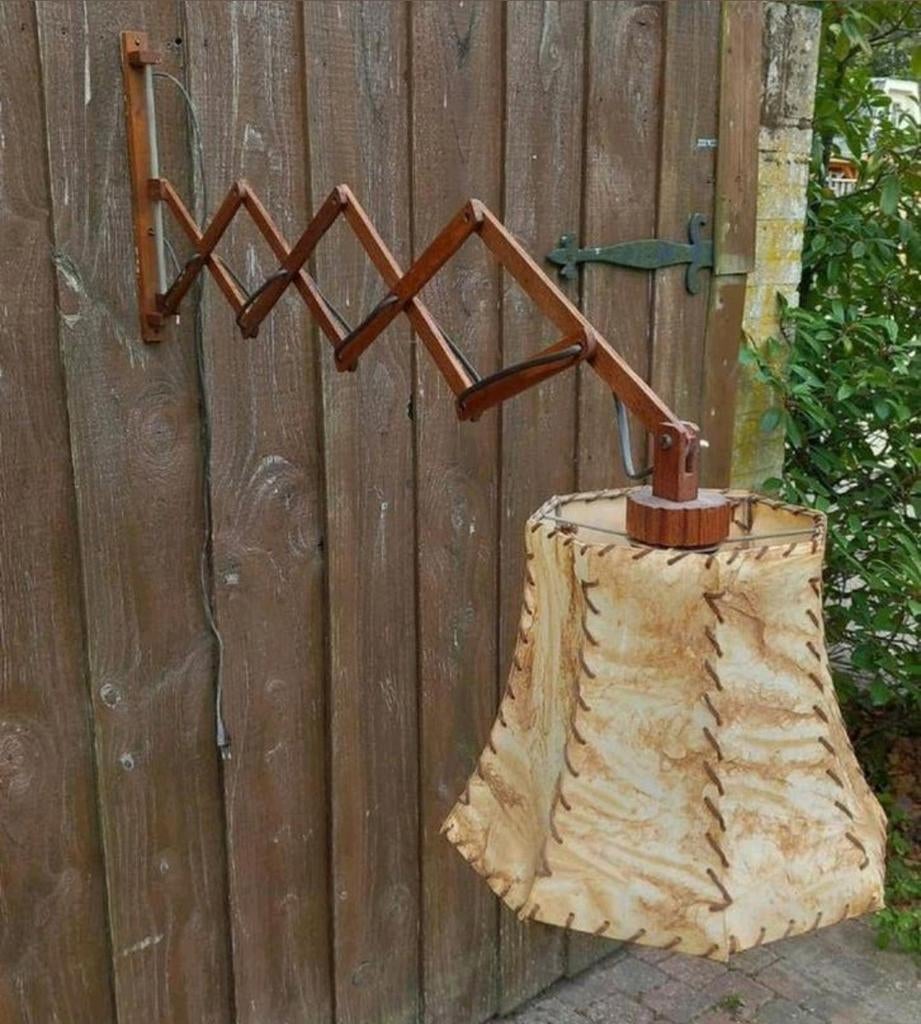 Vintage Teakhouten Schaar Wandlamp - Scandinavisch Design, Antiek en Kunst, Antiek | Lampen, Ophalen of Verzenden