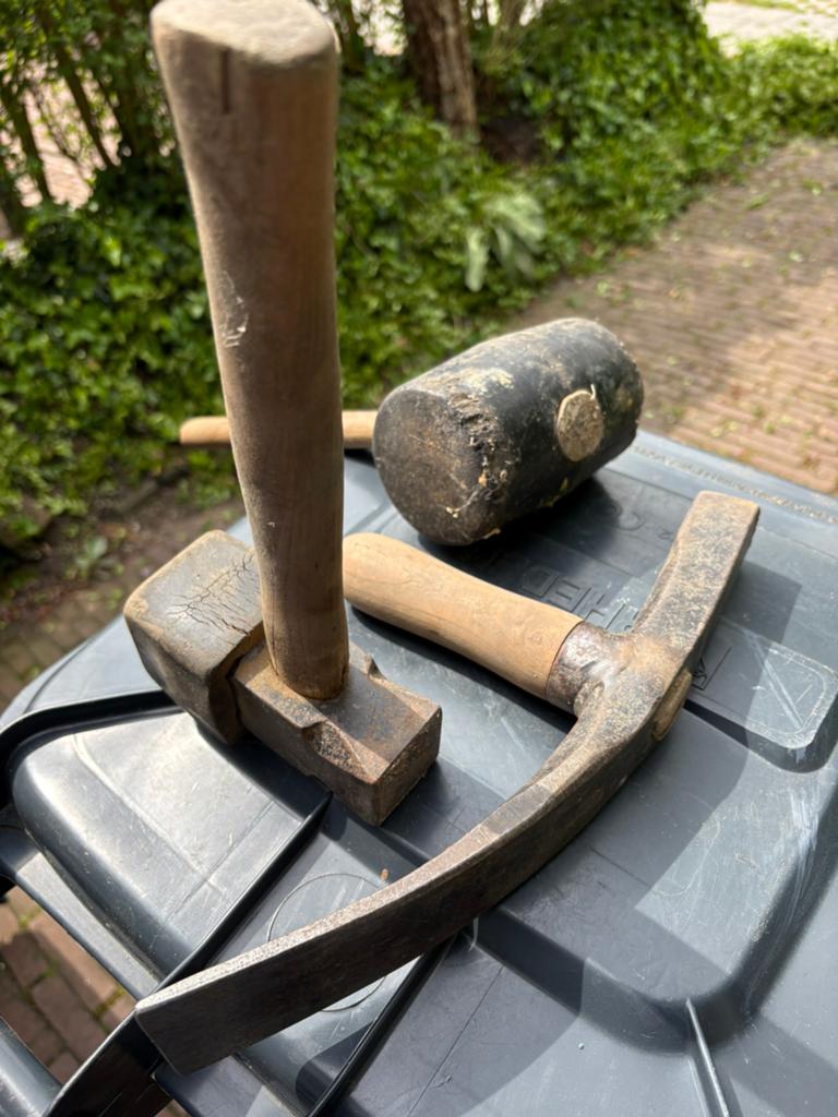 Set van 3 gereedschappen: moker, rubberhamer, pikhouweel, Doe-het-zelf en Verbouw, Ophalen of Verzenden, Gebruikt