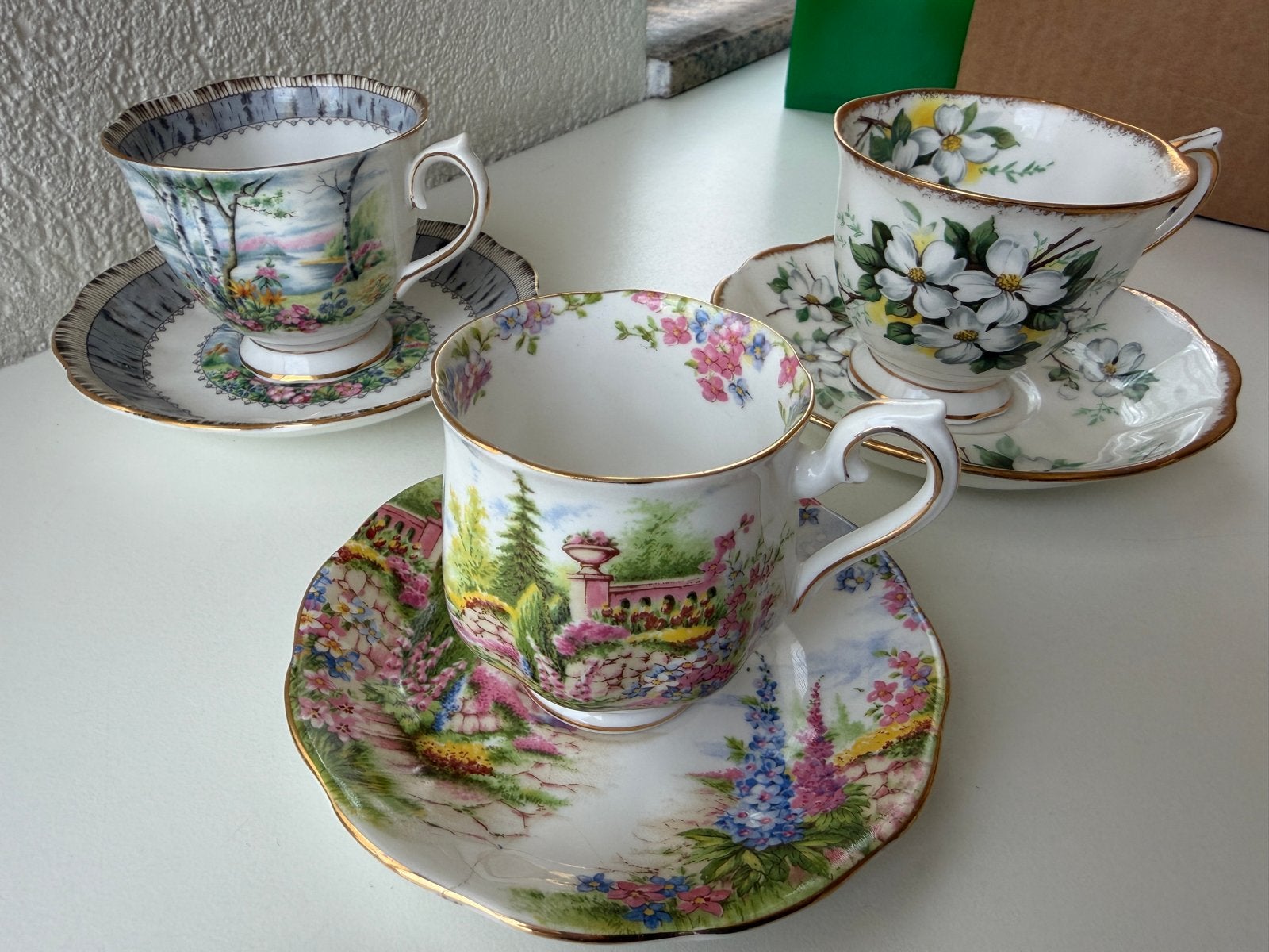 Set van 3 Royal Albert Bone China kop en schotels, Ophalen of Verzenden