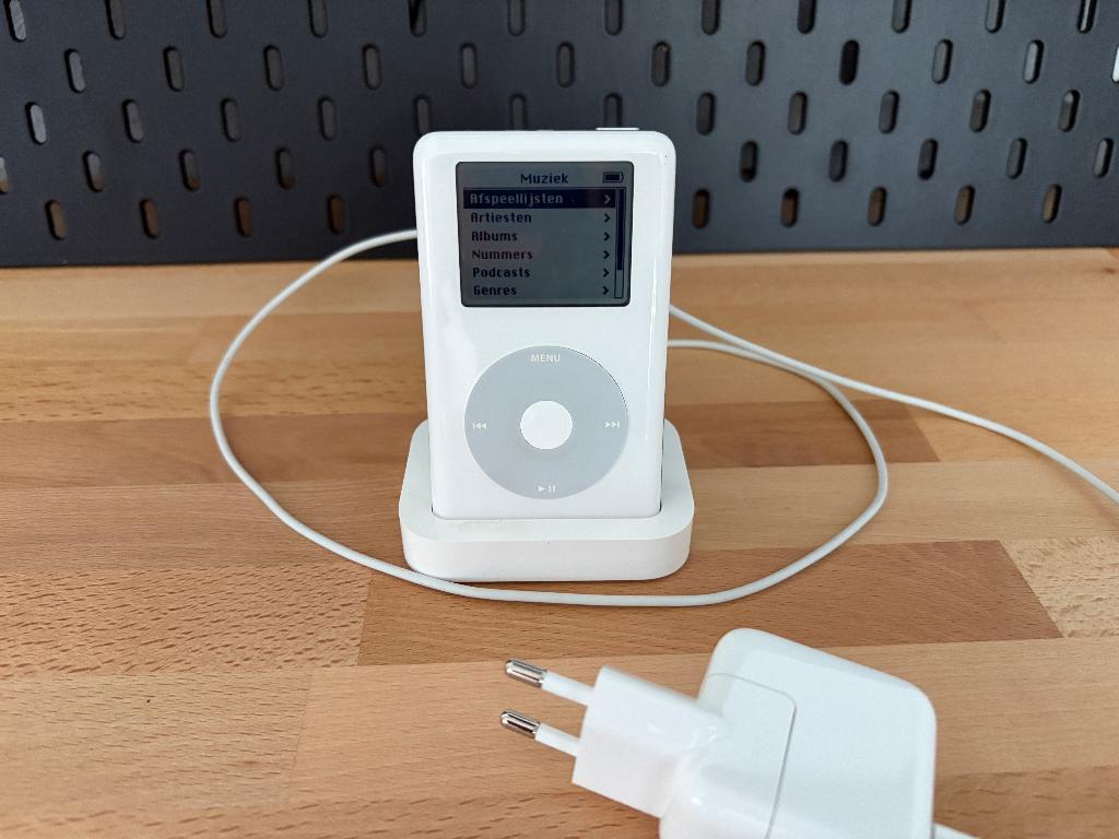 Apple iPod (4e Generatie) - Complete set met dock, Gebruikt, Ophalen of Verzenden, 20 tot 40 GB, Overige kleuren