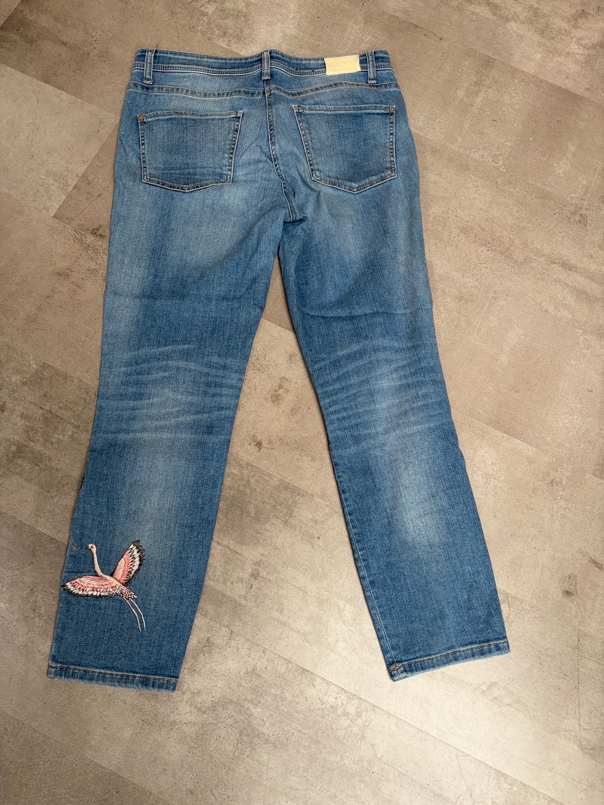 Cambio Jeans met kraanvogel borduursel, enkel lengte, 92 cm, Kleding | Dames, Spijkerbroeken en Jeans, Ophalen of Verzenden, Zo goed als nieuw