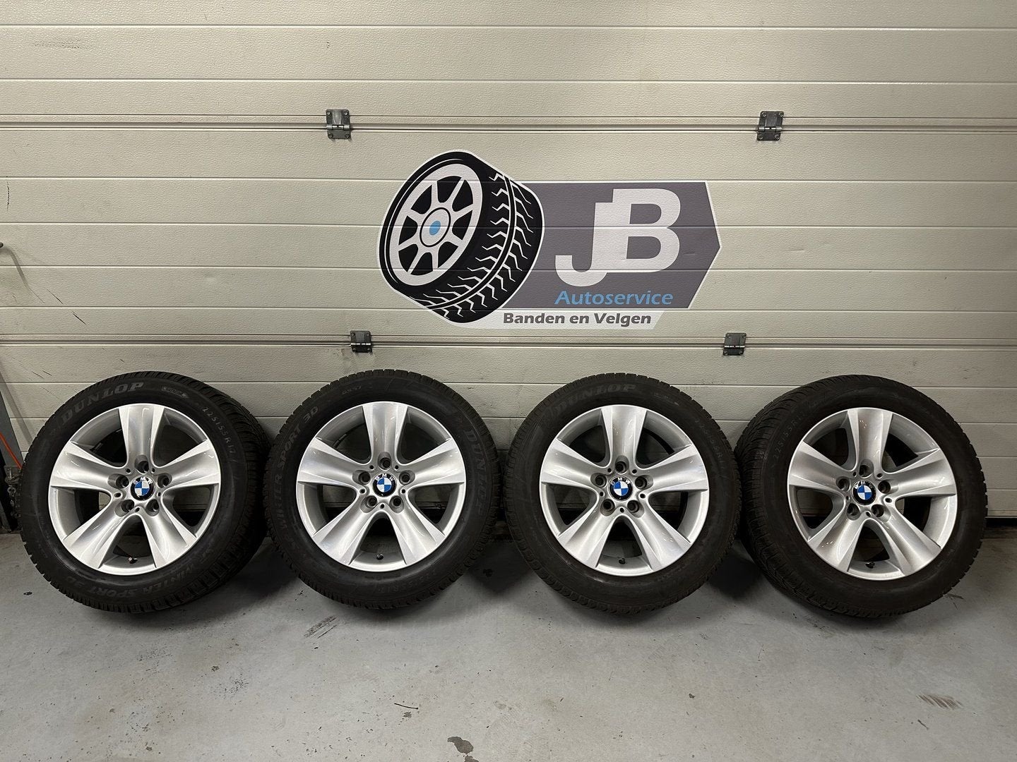 17inch Originele BMW Velgen Style 327 A merk winterband F10F, Gebruikt, -, -, Banden en Velgen