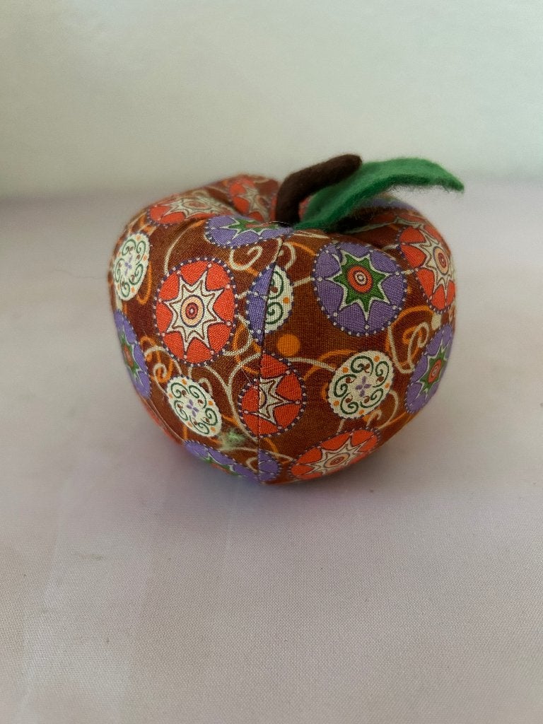 Handgemaakte stoffen decoratie appel speldenkussen, Ophalen of Verzenden