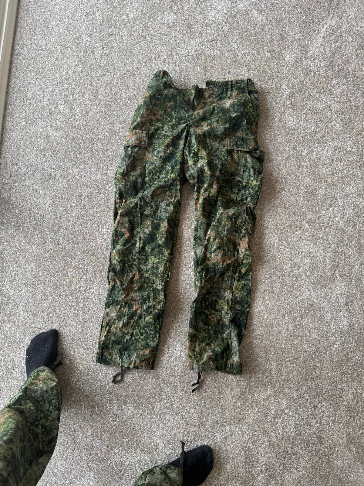 NFP Defensie Broek Maat M - Camouflage Legerbroek, Ophalen of Verzenden, Gedragen, Maat 48/50 (M), Meerkleurig