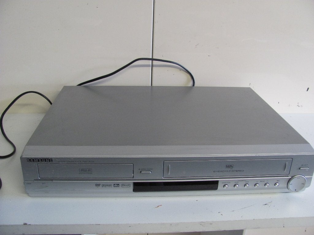 SAMSUNG dvd recorder & vcr dvd-vr330 geen remote, Ophalen of Verzenden, Zo goed als nieuw, Dvd-recorder, Samsung