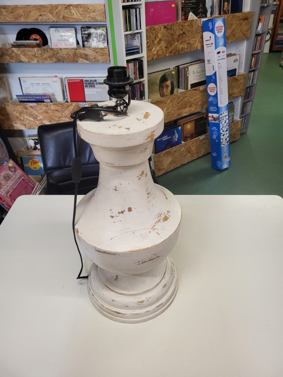 E27 Lamp met Houten Armatuur, Ophalen of Verzenden, Kringloop Laares, Kringlooplaares128@gmail.com, Minkmaatstraat 126