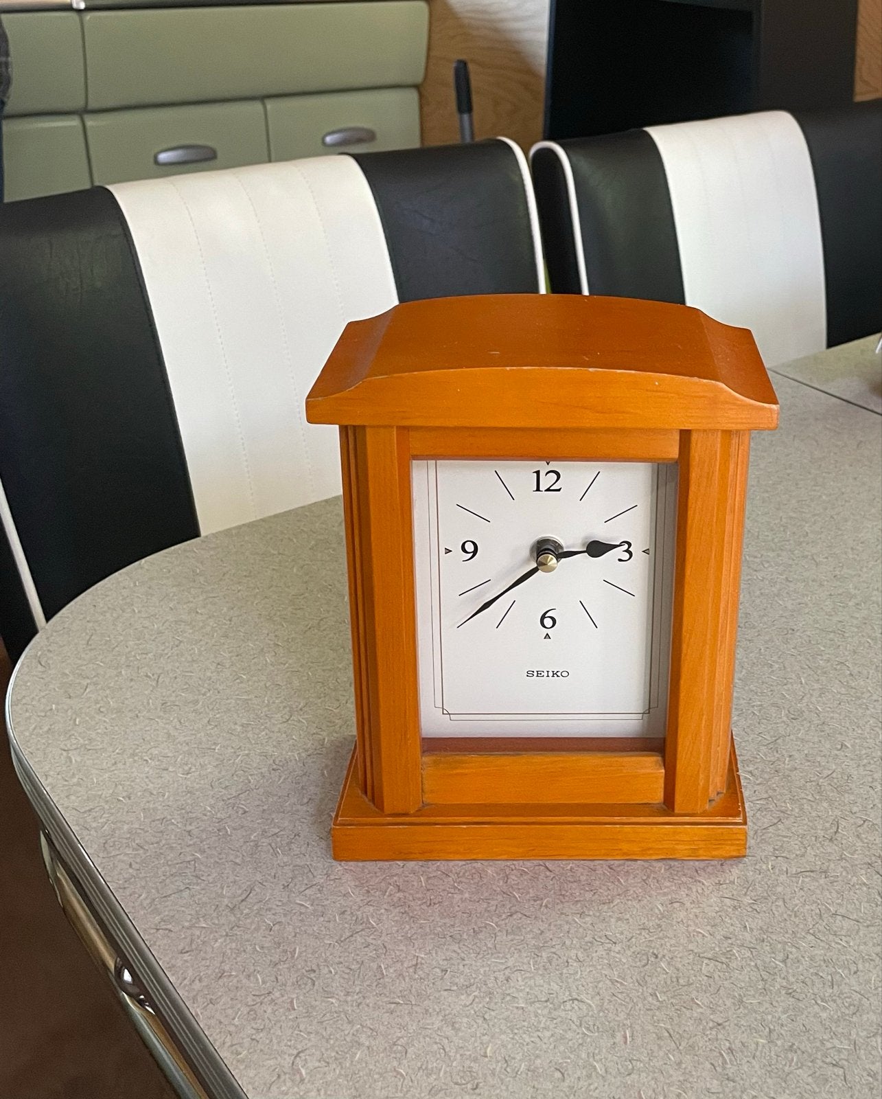 ~.~ Seiko Tafelklok Houten Kast ~.~, Bruin, Analoog, Werkt op batterijen, Ophalen of Verzenden