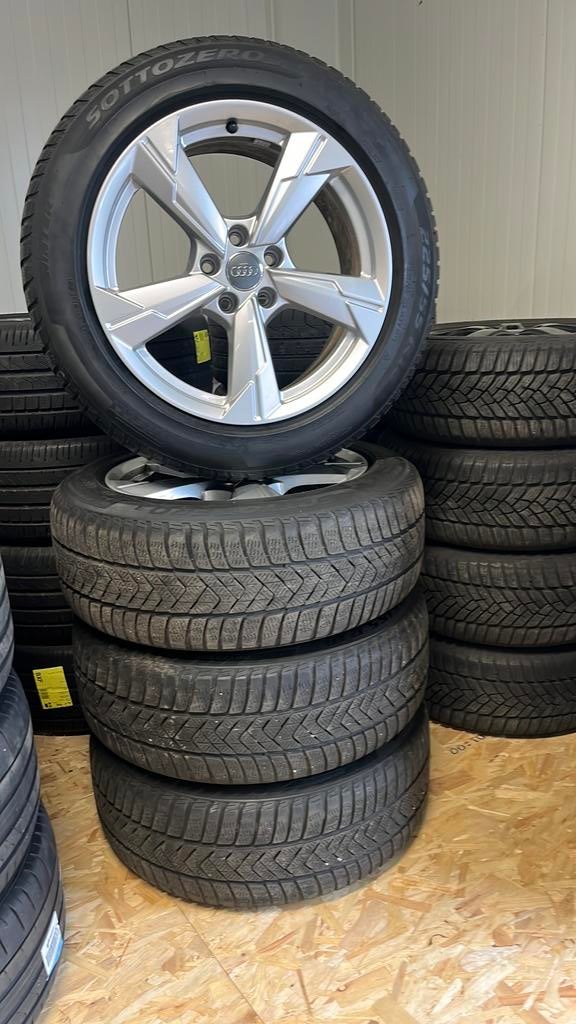 Audi Q5  velgen met winterbanden pirelli 18 inch, Ophalen, 18 inch, Winterbanden, Banden en Velgen