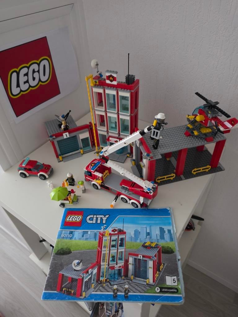 Lego brandweerkarzerna 60110, Ophalen of Verzenden, Zo goed als nieuw