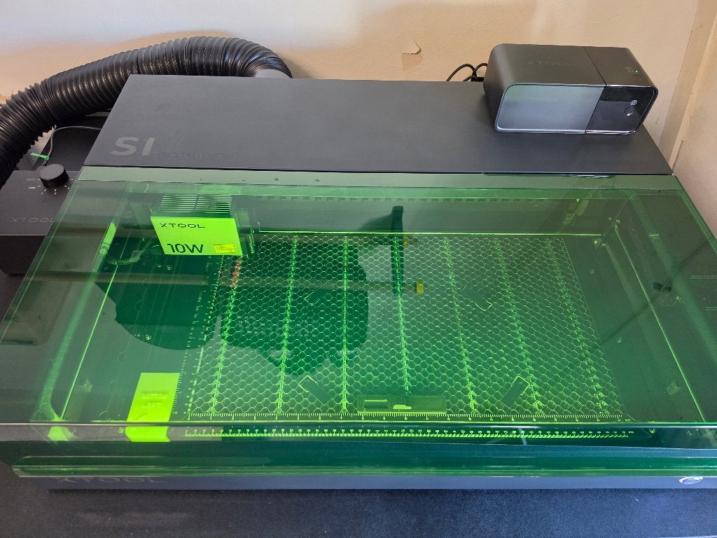 xTool S1 10W z.g.a.n met extra's, Ophalen, Zo goed als nieuw, Knutselwerk, Overige merken