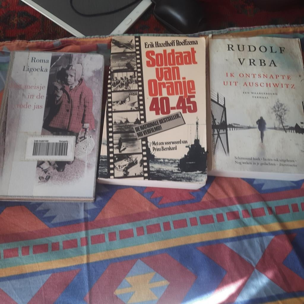 3 boeken WOII: Soldaat van Oranje, Auschwitz, Roma meisje, Boeken, Algemeen, Tweede Wereldoorlog, Gelezen, Erik Hazelhoff Roelfzema, Rudolf Vrba, Roma Ligocka