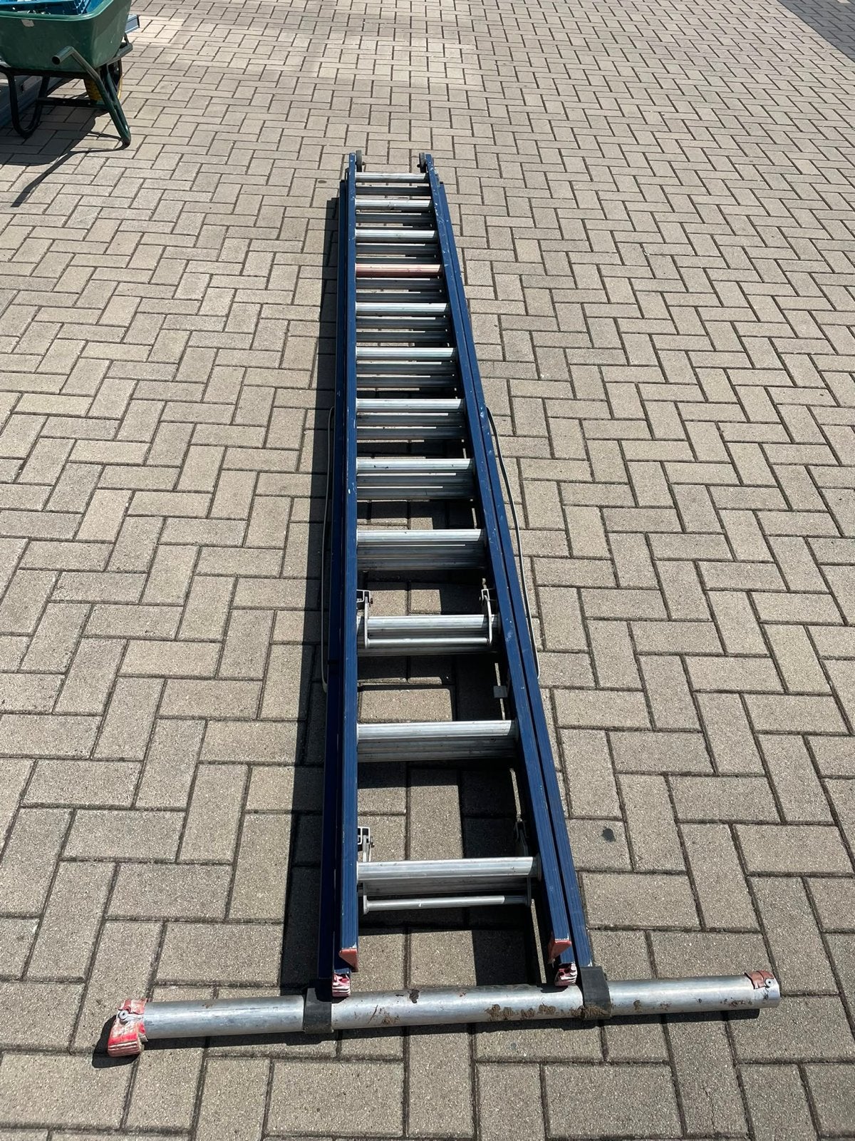 Altrex Uitschuifbare ladder 3-delig, Doe-het-zelf en Verbouw, Ladders en Trappen, Ophalen, Gebruikt, Ladder, Opvouwbaar of Inschuifbaar