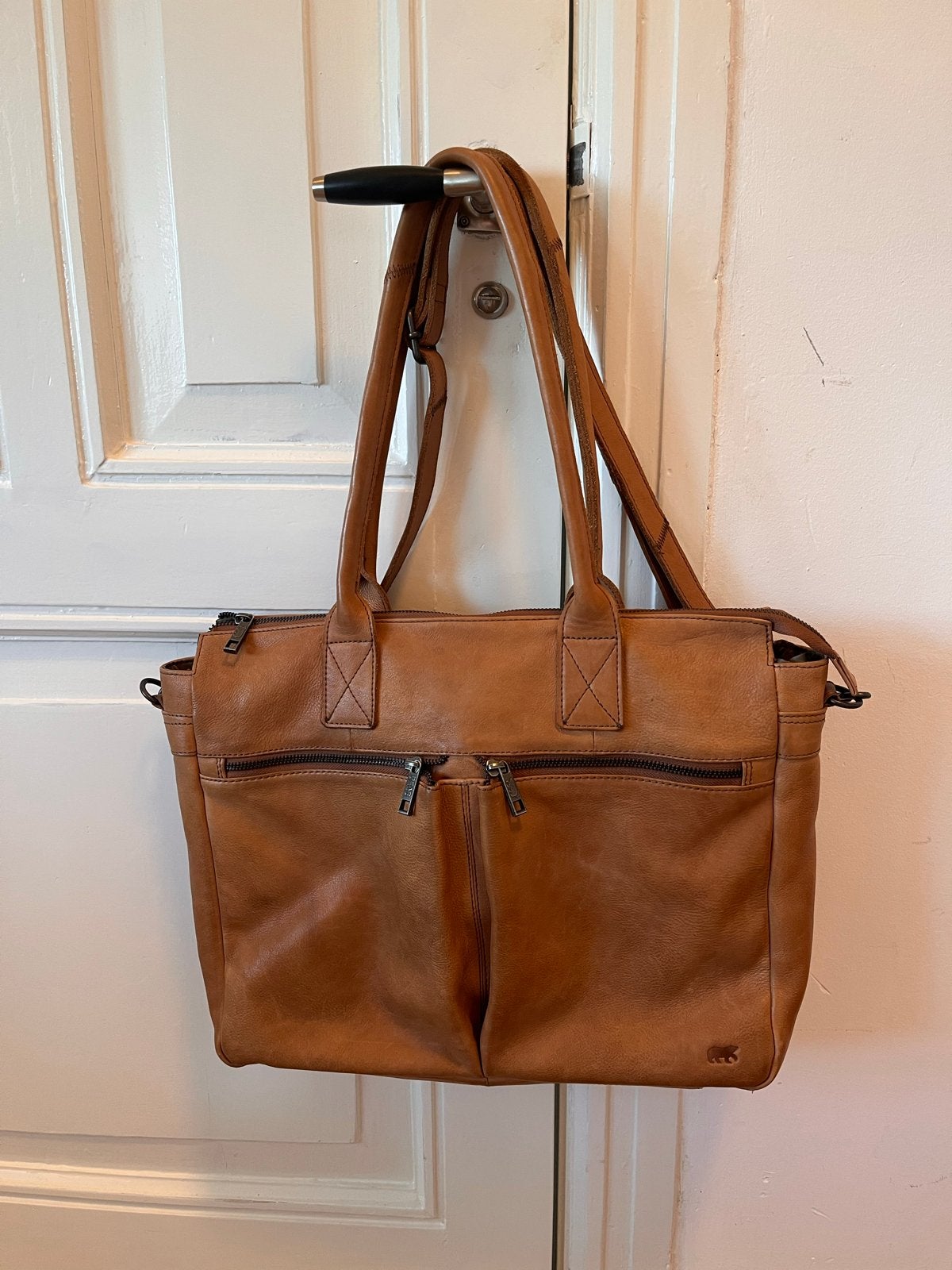 Gloednieuwe Bear Design Leren Laptop Shopper 15 inch Cognac, Sieraden, Tassen en Uiterlijk, Tassen | Damestassen, Ophalen of Verzenden