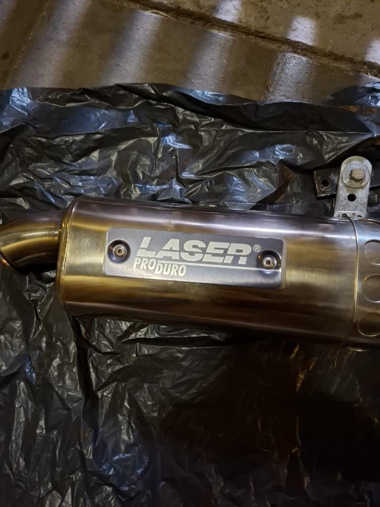 Laser produro uitlaat Suzuki dr 800, Motoren, Onderdelen | Suzuki, Ophalen of Verzenden, Gebruikt