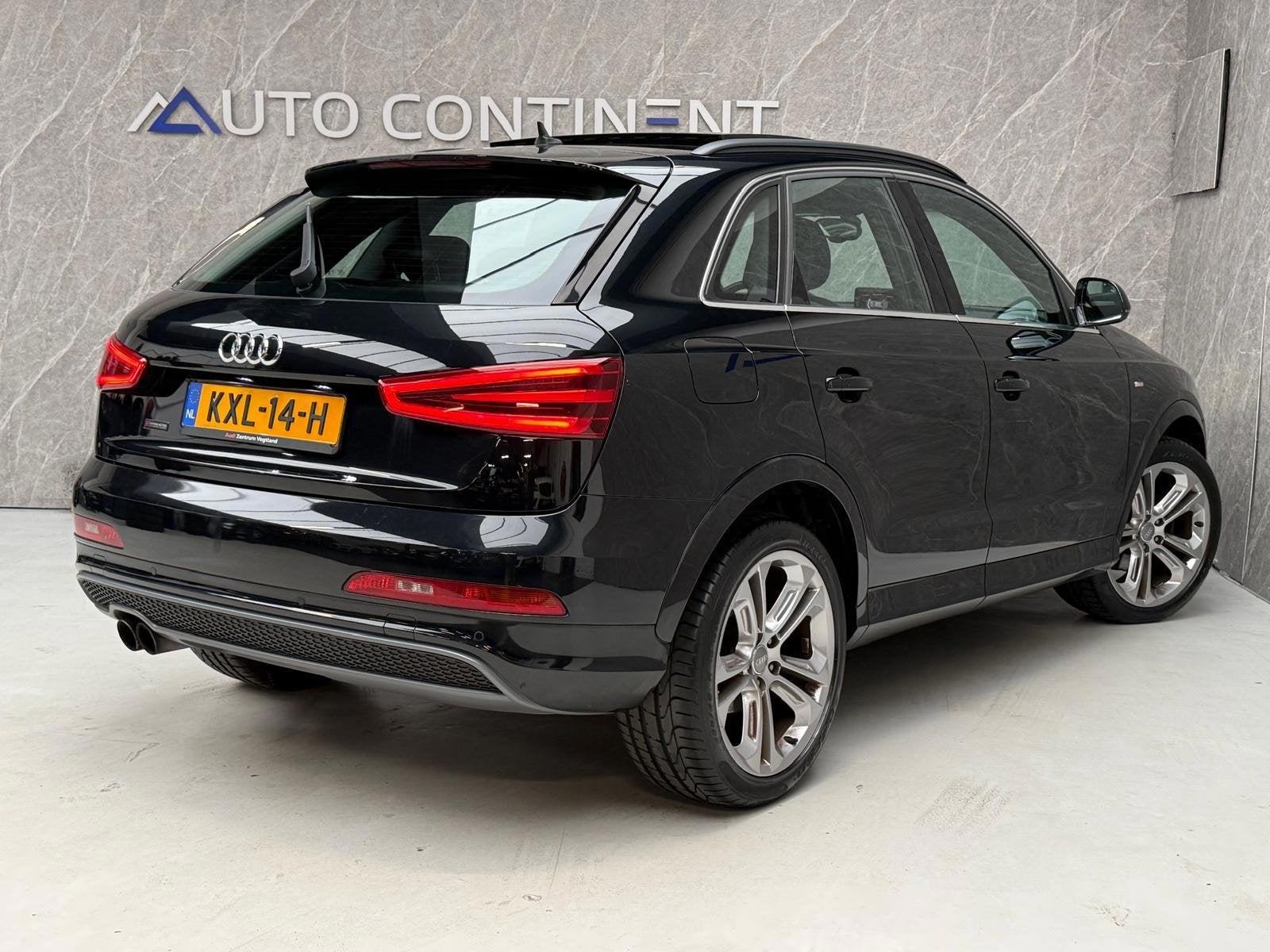 Audi Q3 2.0 TFSI quattro 2x S-Line / Onderhouden / Panorama, Auto's, Euro 5, Gebruikt, Zwart, 4 cilinders