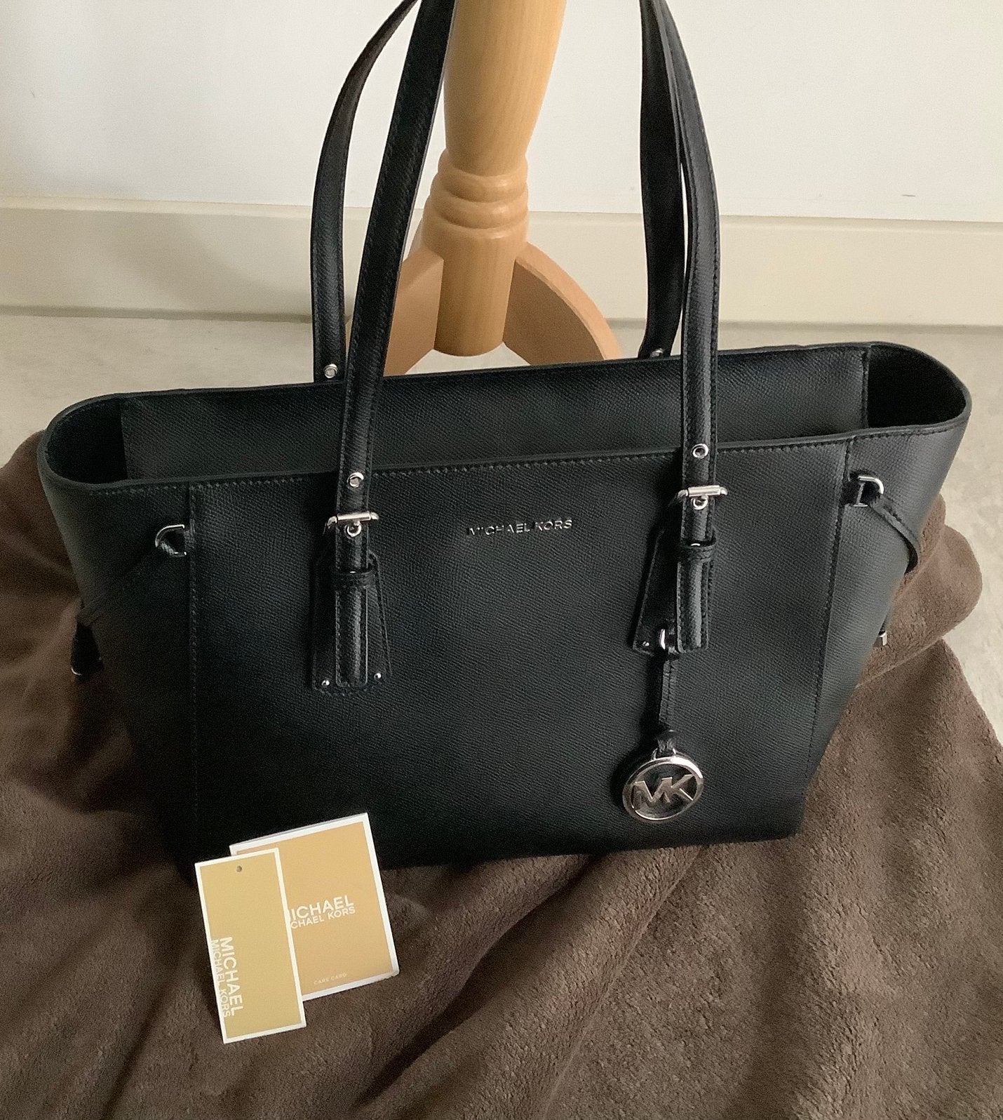 Michael Kors Voyager Medium Zip handtas kleur zwart, Ophalen of Verzenden, Zo goed als nieuw, Zwart, Handtas