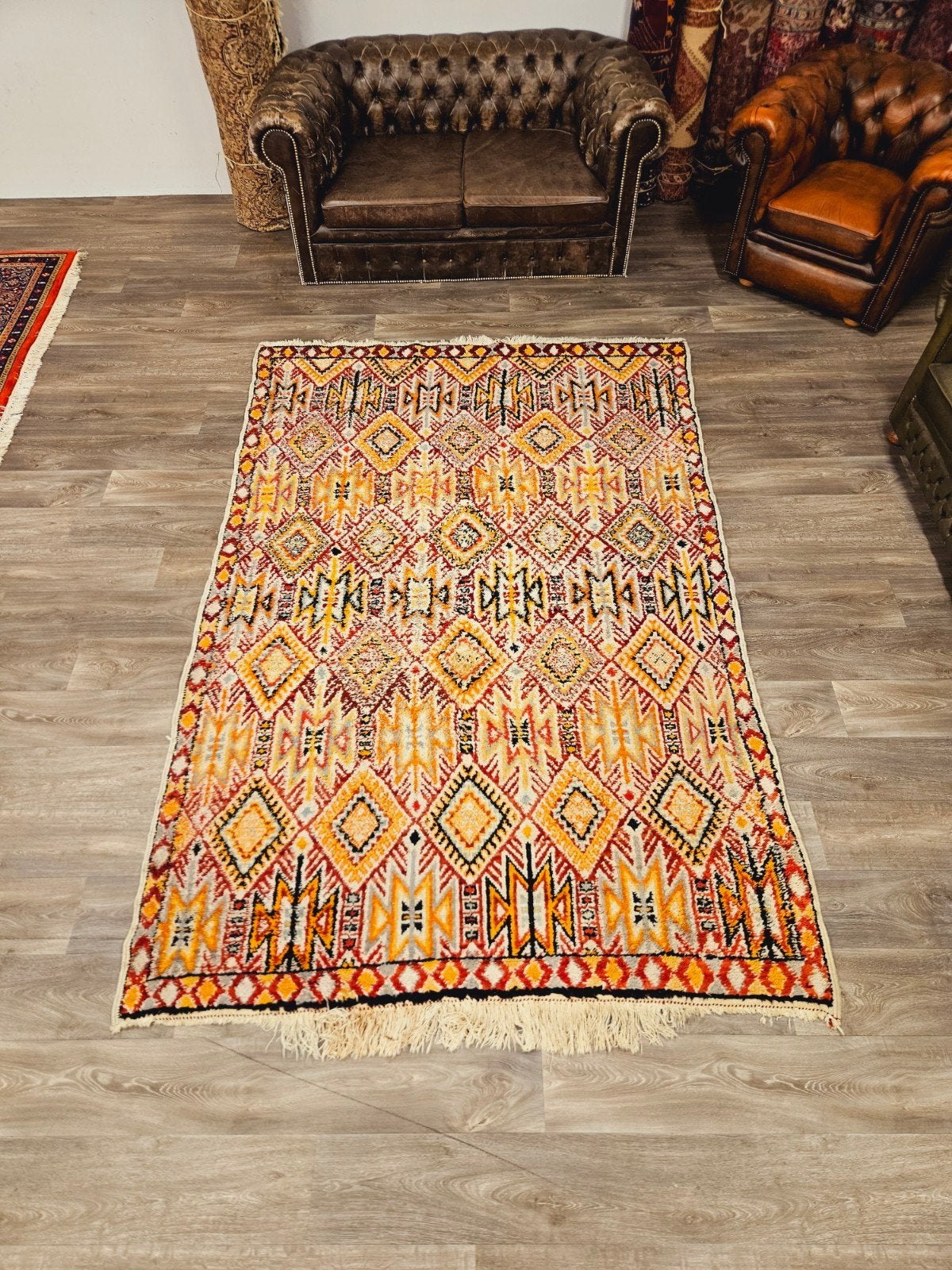 Handgeknoopt Berber Tapijt. prachtige kleuren en patronen, 200 cm of meer, Ophalen of Verzenden, Zo goed als nieuw, 200 cm of meer