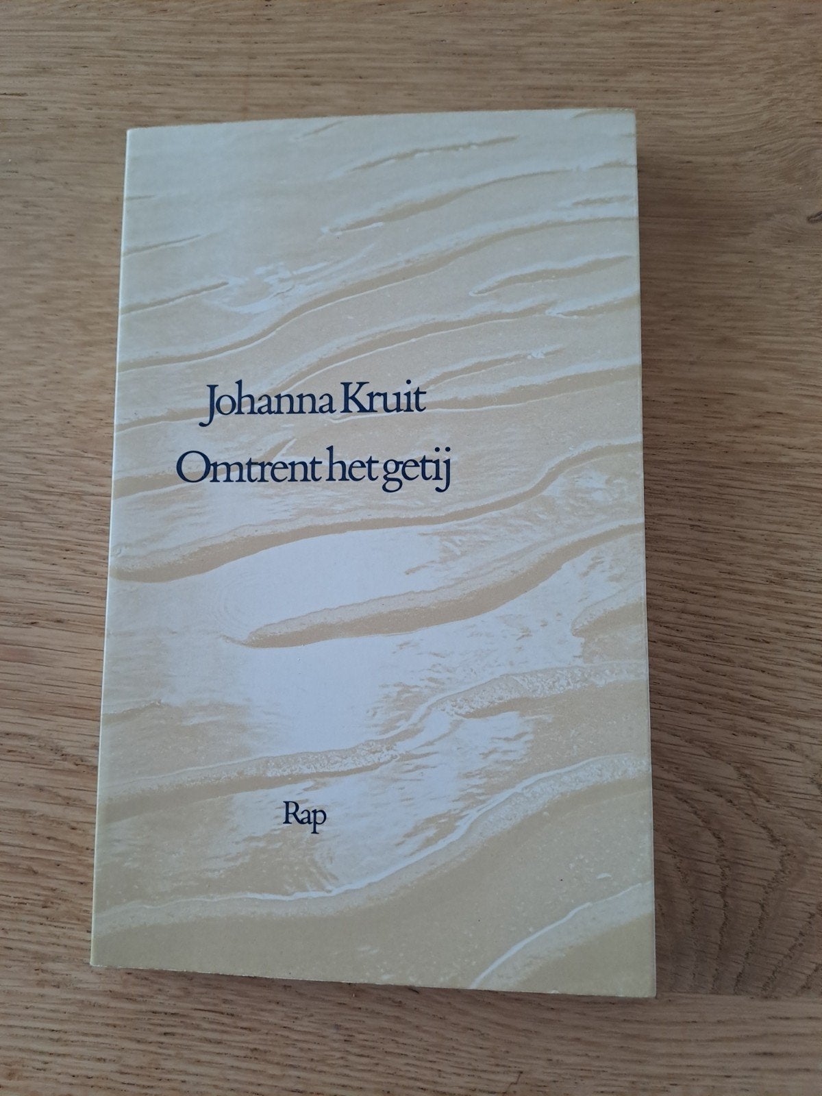 Johanna Kruit - Omtrent het getij (Rap), Boeken, Ophalen of Verzenden, Gelezen, Johanna Kruit, Nederland