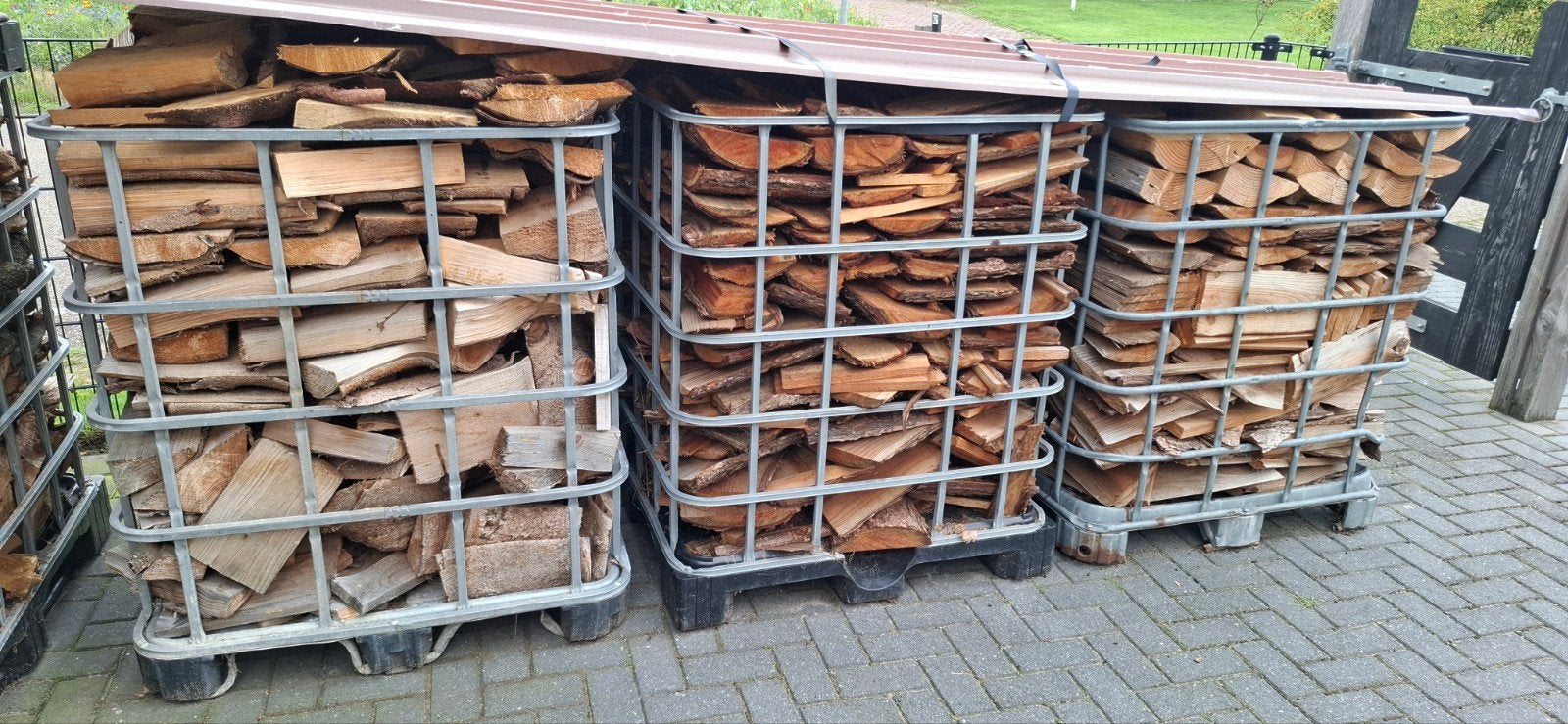 3 volle bakken droog brandhout., Tuin en Terras, Haardhout, Minder dan 3 m³, Ophalen of Verzenden