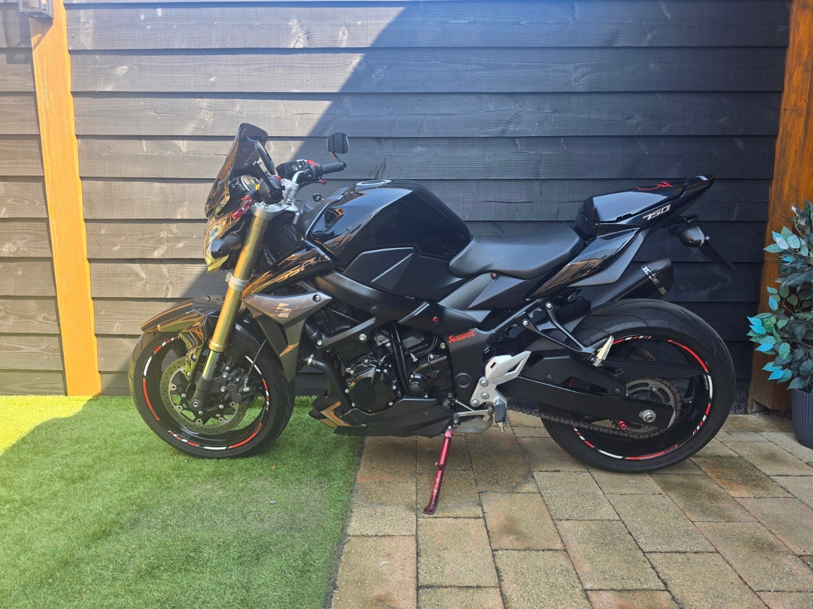 SUZUKI GSX-S 750 2014|ZEER GOEDE STAAT|AKRAPOVIC|ZWART|, Particulier, Naked bike