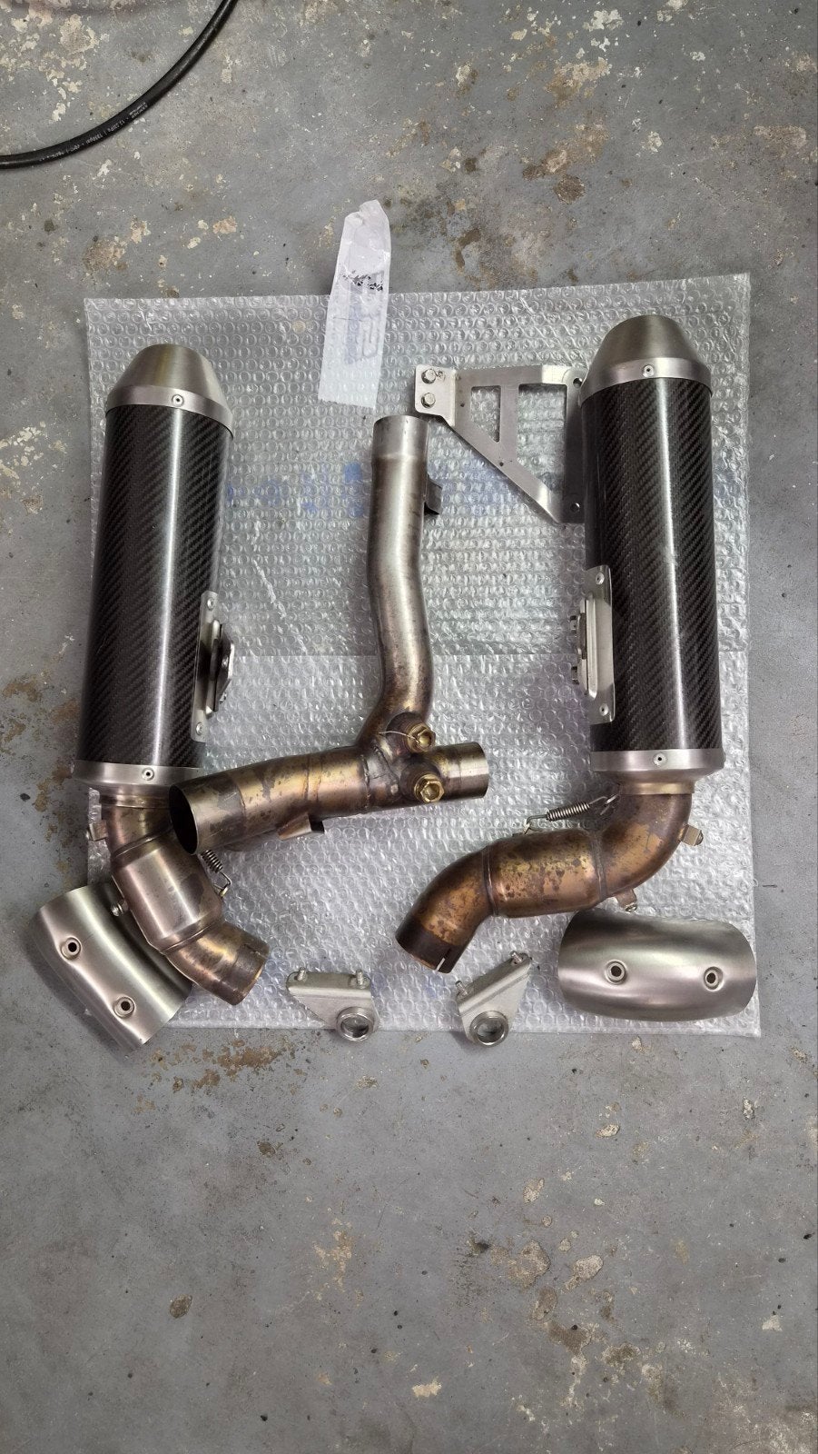 Spark Carbon Uitlaat - Complete Set - Met DB-killers, Motoren, Ophalen of Verzenden, Gebruikt
