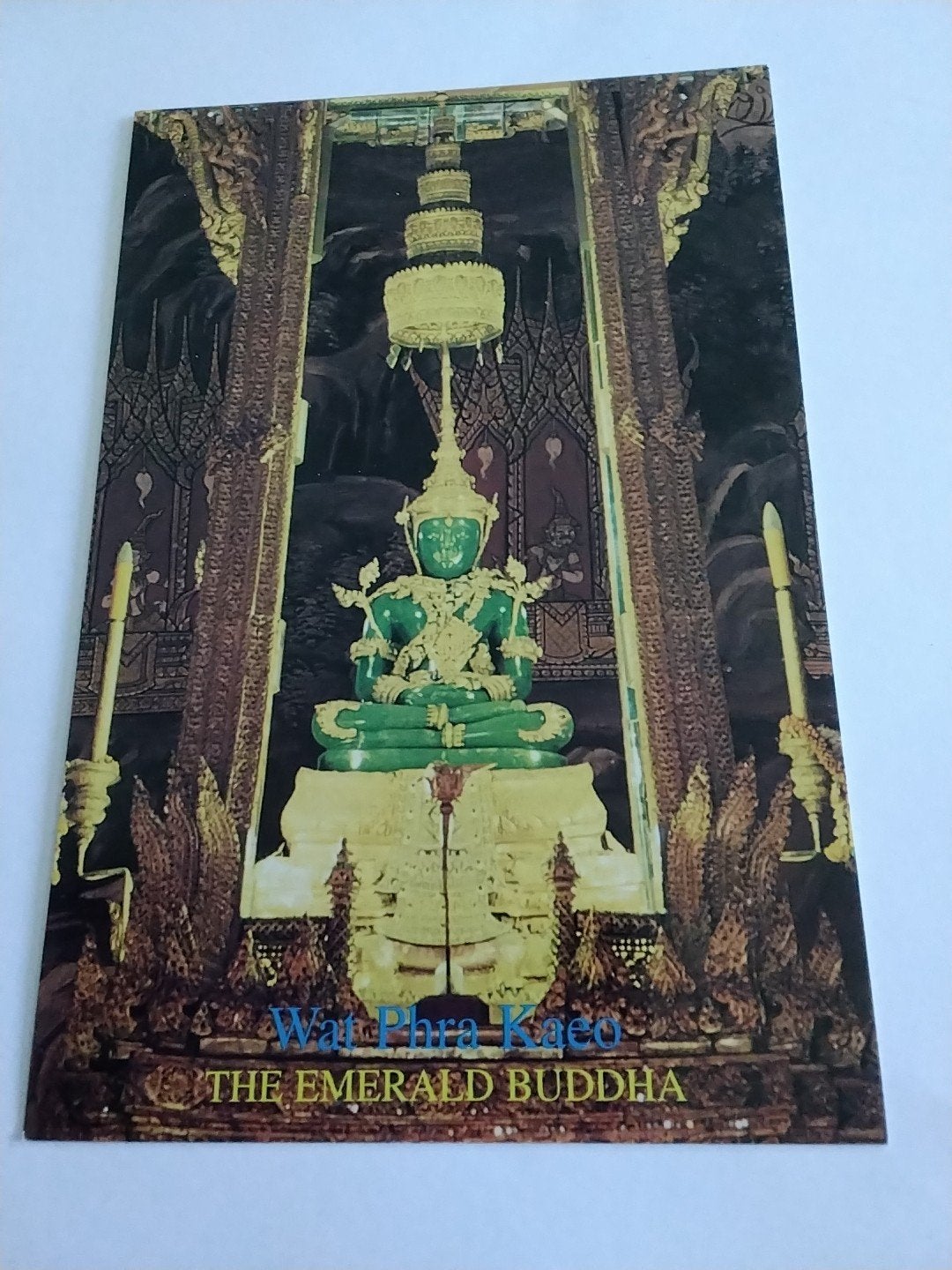 THE. EMERALD BUDDHA. BANGKOK THAILAND, Ophalen of Verzenden, Sterren en Beroemdheden