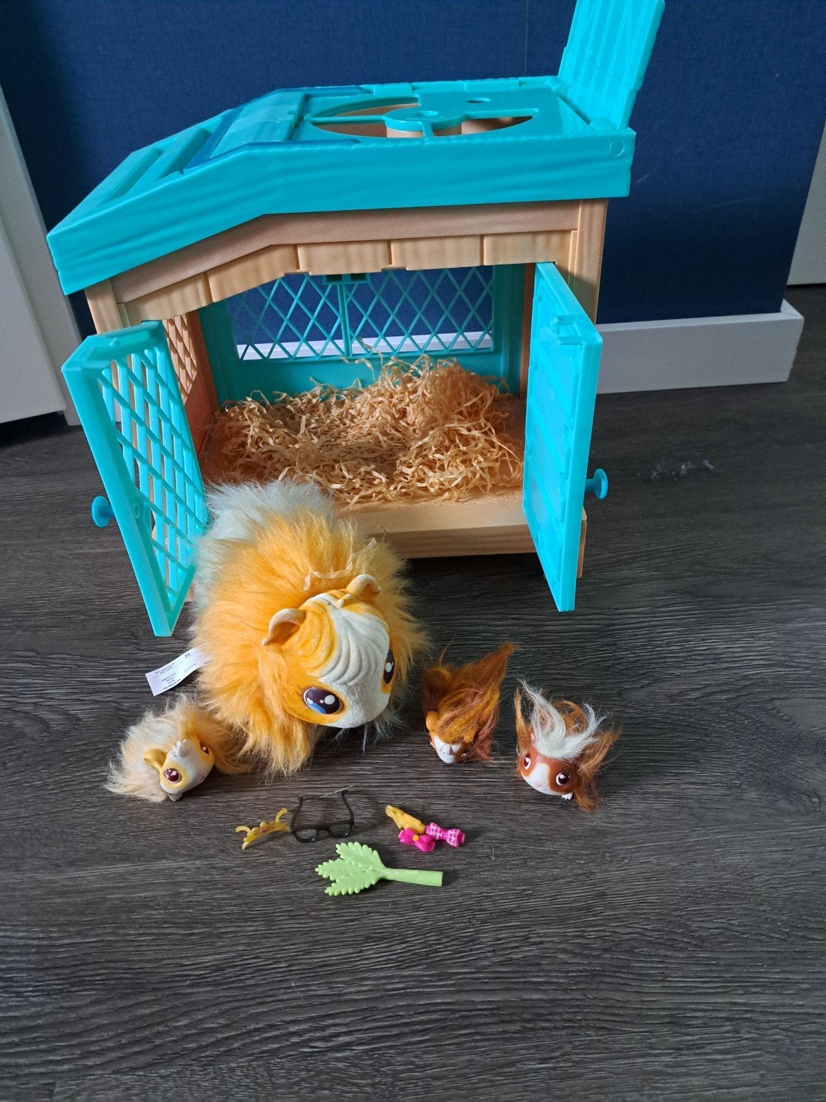 Little Live Pets cavia huis met cavia en baby's, Kinderen en Baby's, Ophalen, Gebruikt, Jongen of Meisje