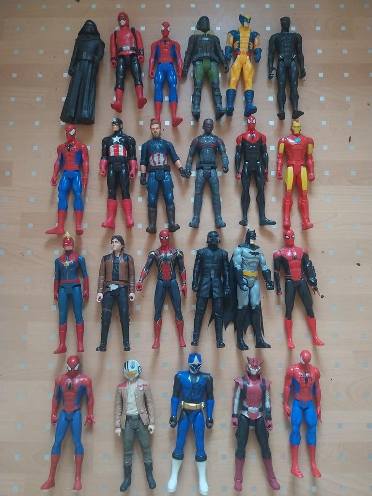 Large action figures, Kinderen en Baby's, Speelgoed | Actiefiguren, Ophalen of Verzenden, Zo goed als nieuw