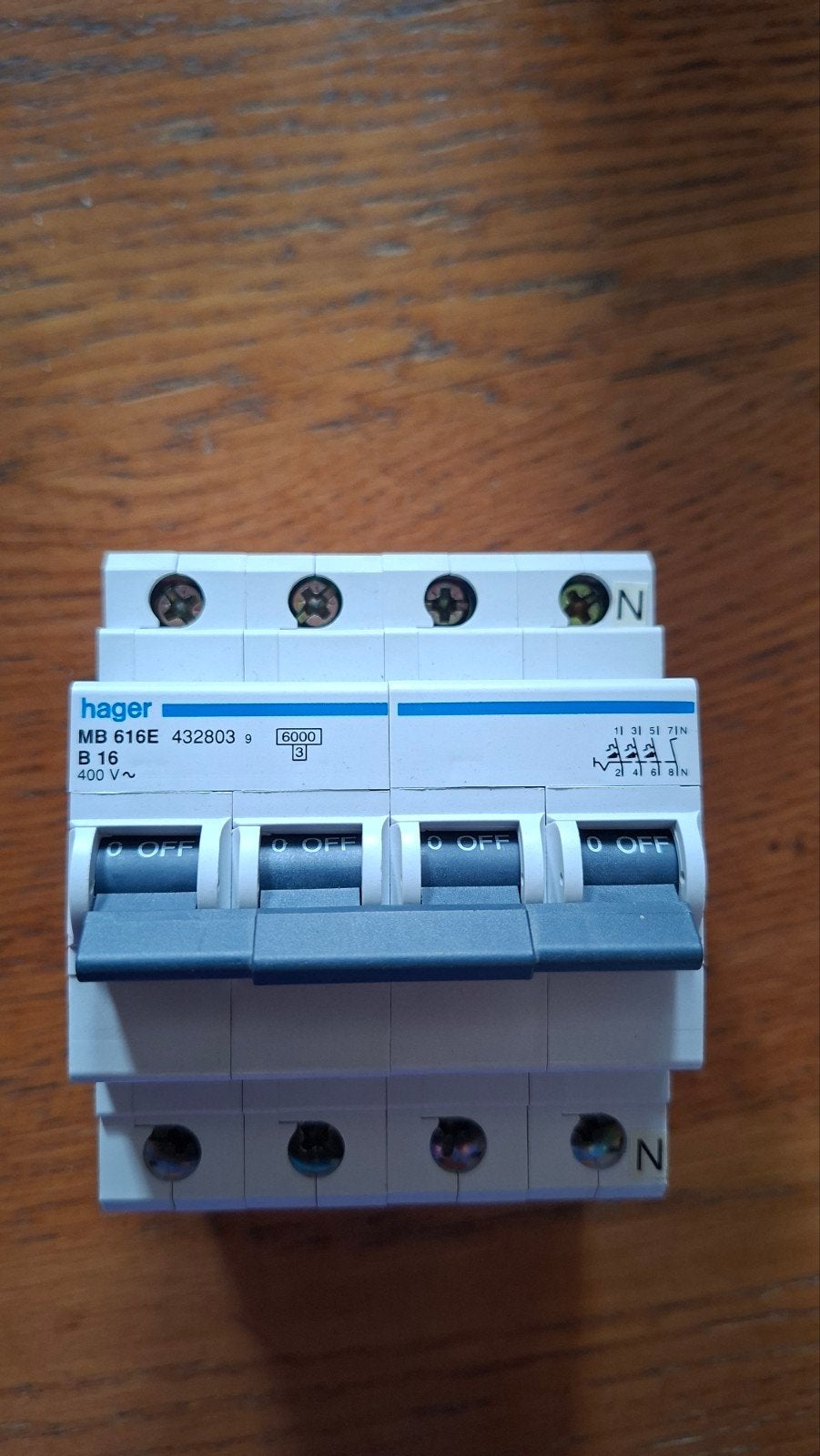 Hager MB 616E B16 Installatieautomaat, Ophalen of Verzenden, Gebruikt, Hager, Installatieautomaat