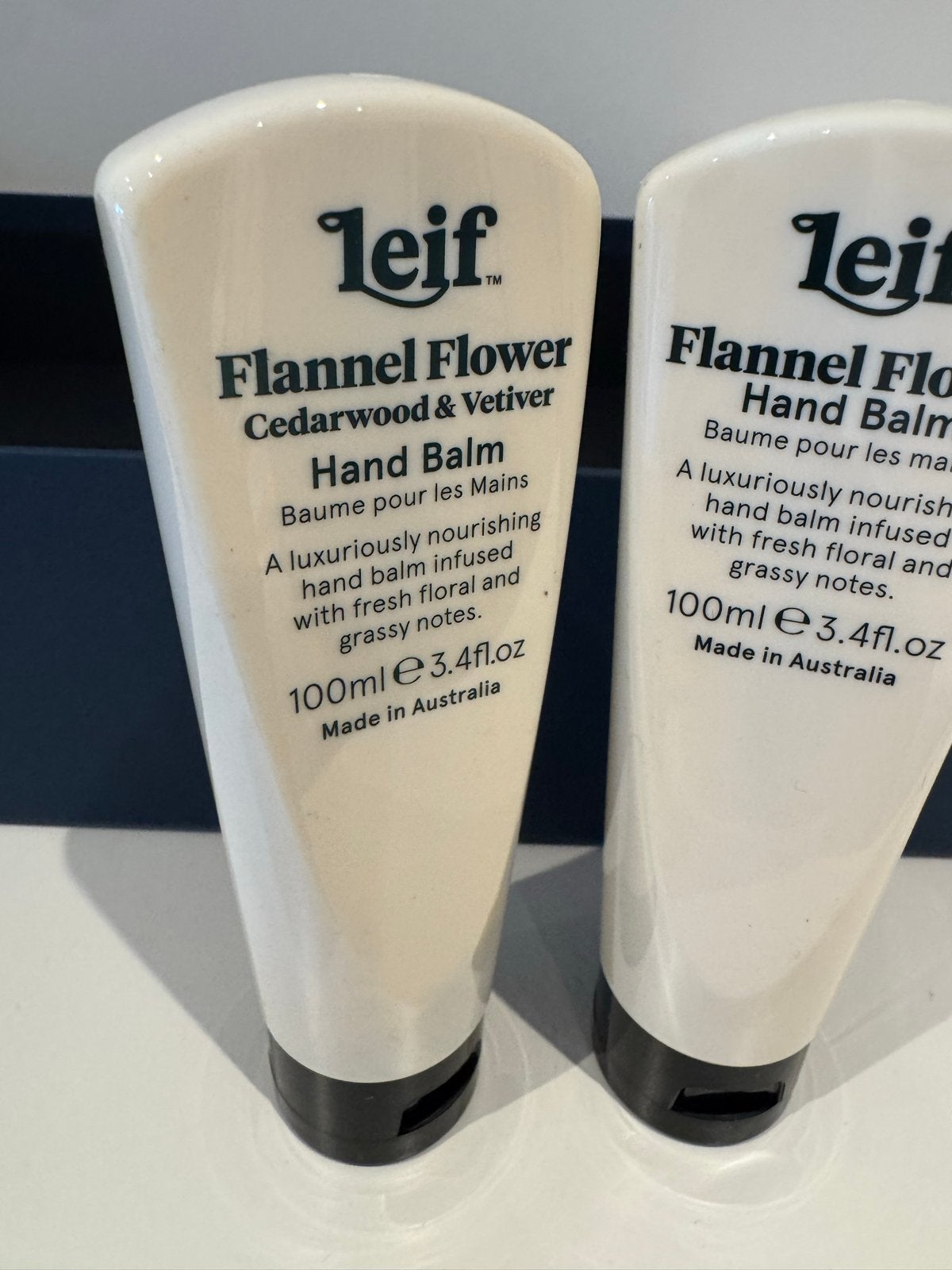 Leif Flannel Flower Hand Balm - Cedarwood & Vetiver (2x100ml, Ophalen of Verzenden, Nieuw, Bodylotion, Crème of Olie