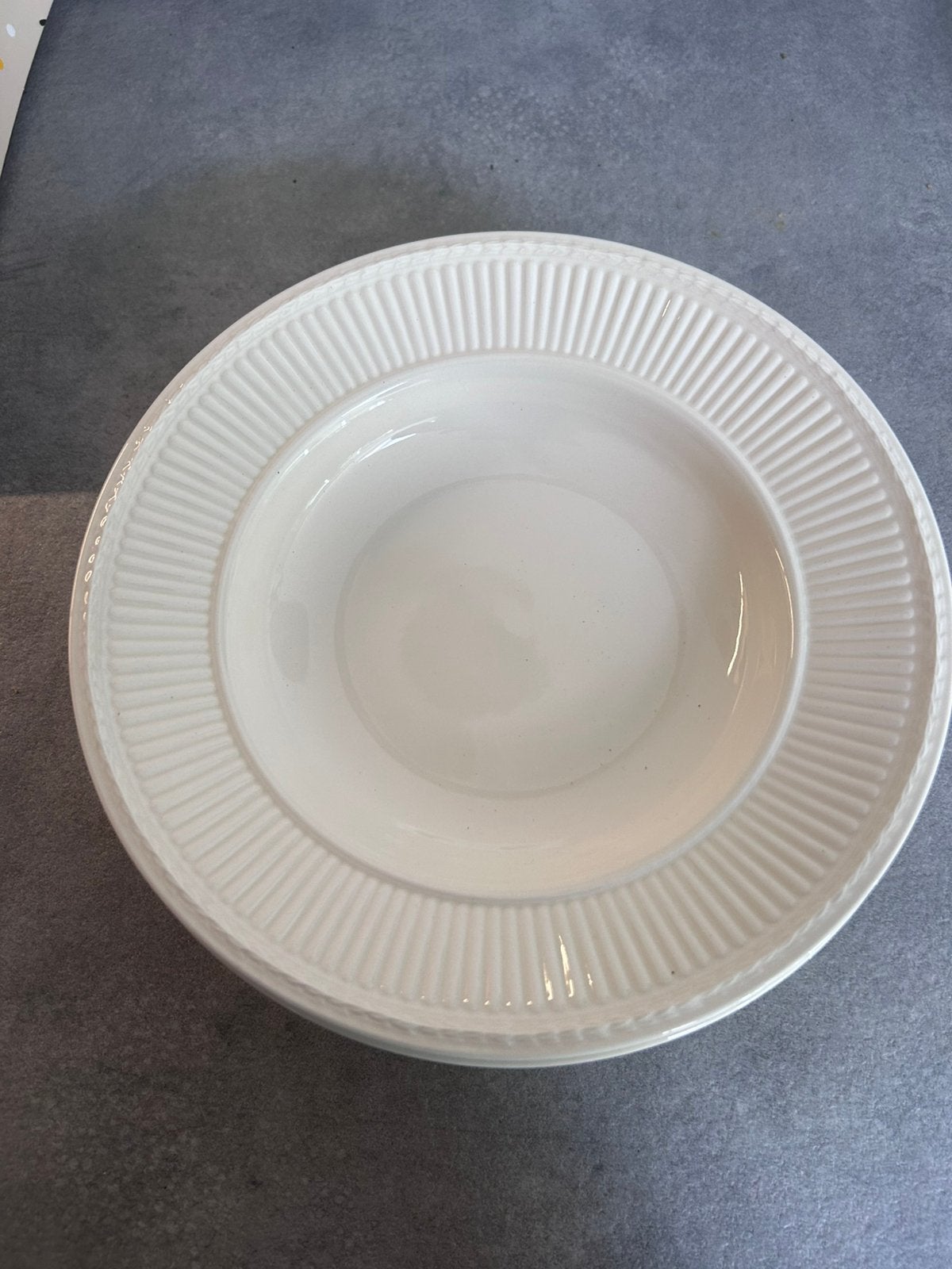 6 Soepborden Wedgwood Edme Plain, Ophalen of Verzenden, Zo goed als nieuw, Aardewerk, Overige typen