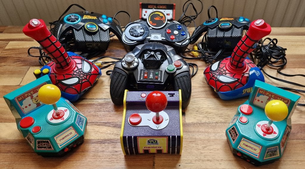 Plug & Play TV Game Collectie JAKKS HASBRO Milton Bradley, Ophalen of Verzenden, Overige merken, Gebruikt