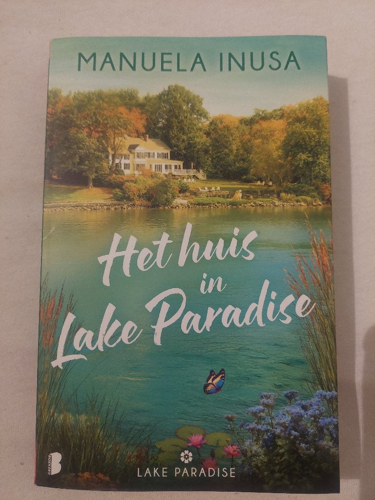 Manuela Inusa "Het huis in Lake Paradise", Ophalen of Verzenden, Zo goed als nieuw, Manuela Inusa, Nederland