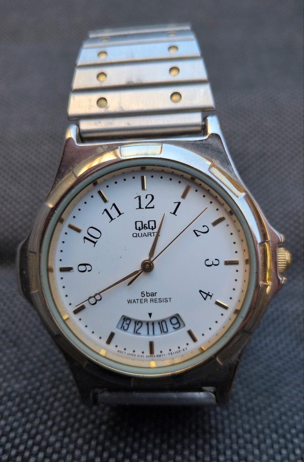Vintage Q&Q Quartz Herenhorloge Jaren '90 - Tweekleurig, Sieraden, Tassen en Uiterlijk, Horloges | Heren, Overige merken, Staal