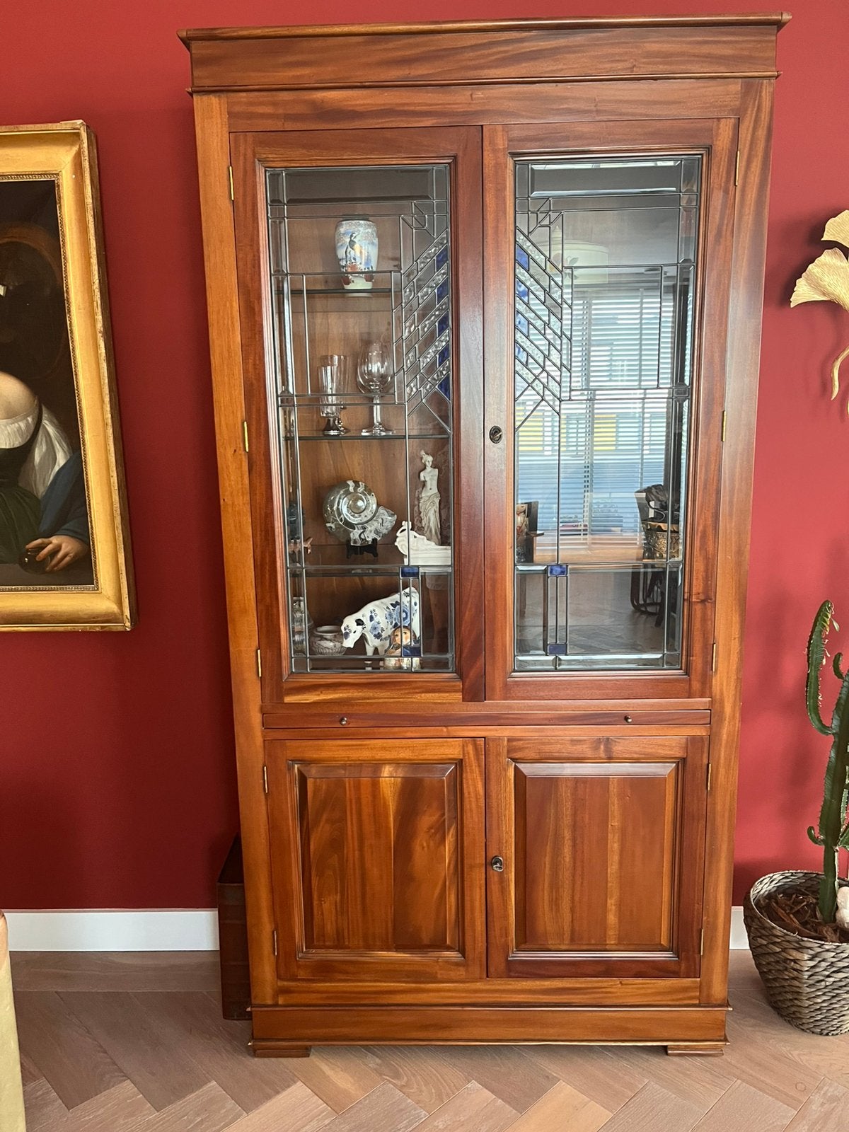 Te koop zeer mooie mahoniehouten vitrinekast., Ophalen, 50 tot 100 cm, Zo goed als nieuw, 150 tot 200 cm