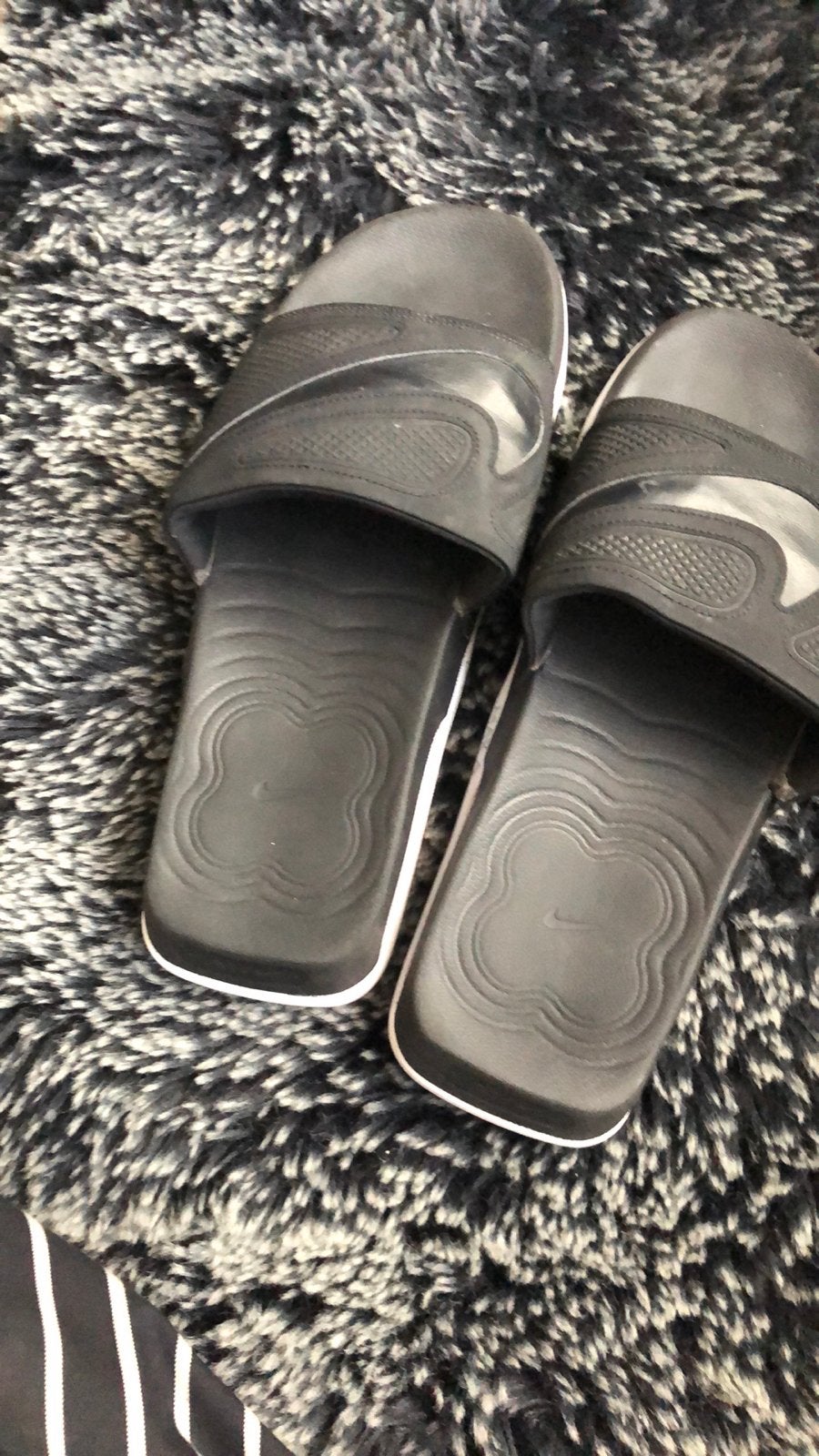 Nike slippers maat 46, Ophalen of Verzenden, Gedragen, Zwart, Slippers