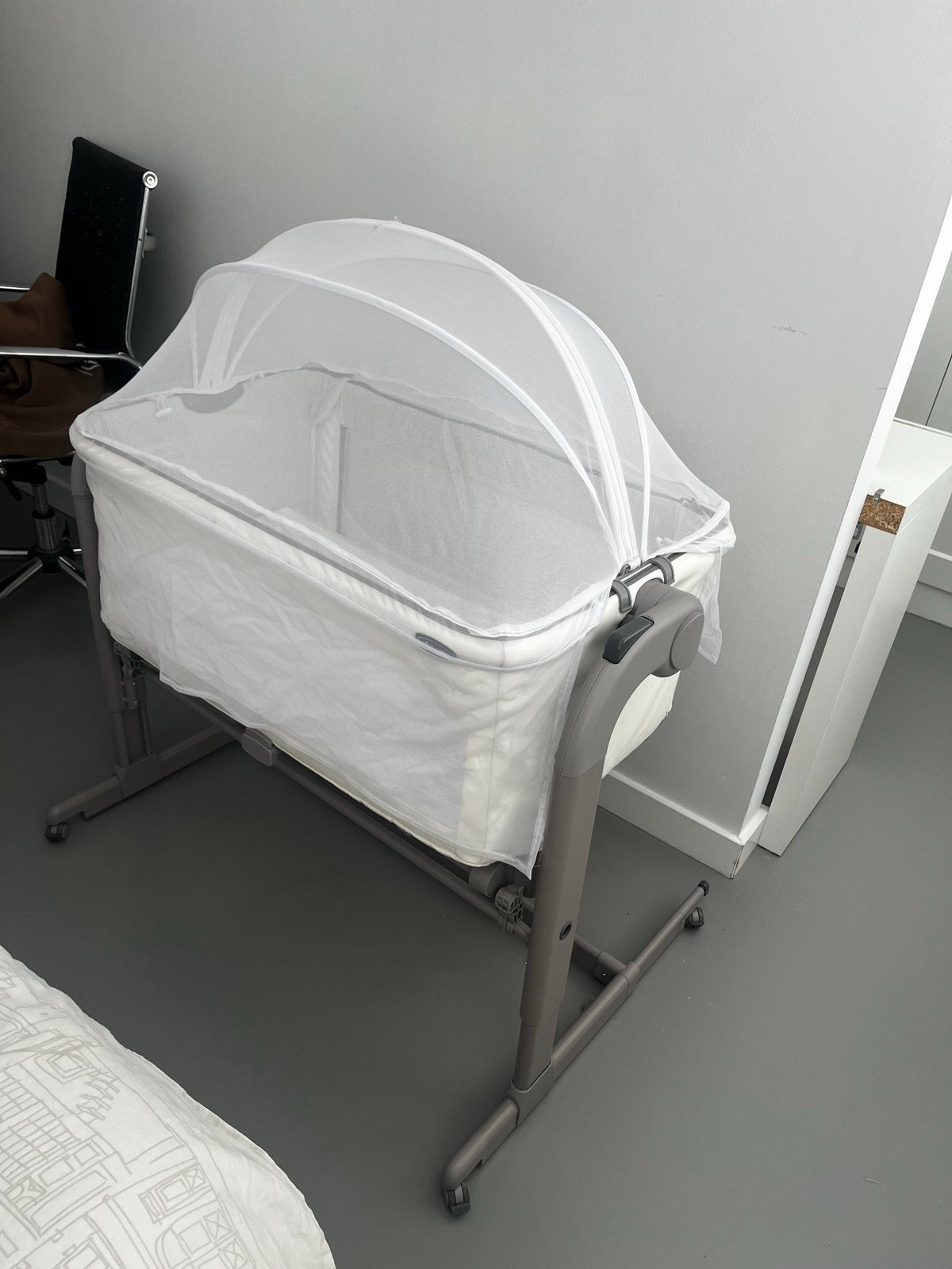Chicco Next2Me Co-Sleeper Wieg met Muskietennet, Kinderen en Baby's, Babywiegjes en Ledikanten, Ophalen of Verzenden, Gebruikt