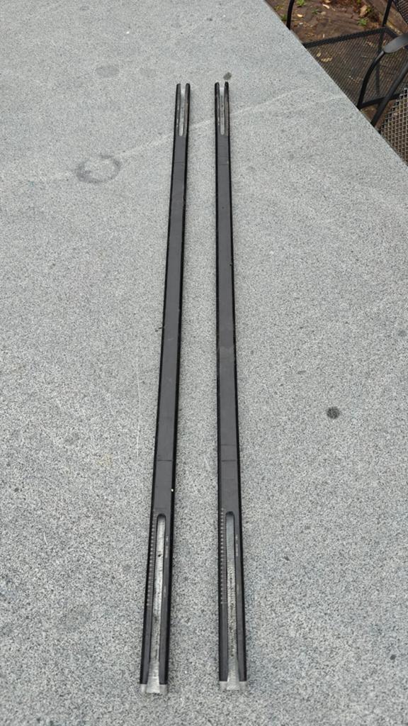 Thule rails voor dakdrager voet 120 cm squarebar 853, Ophalen, Gebruikt