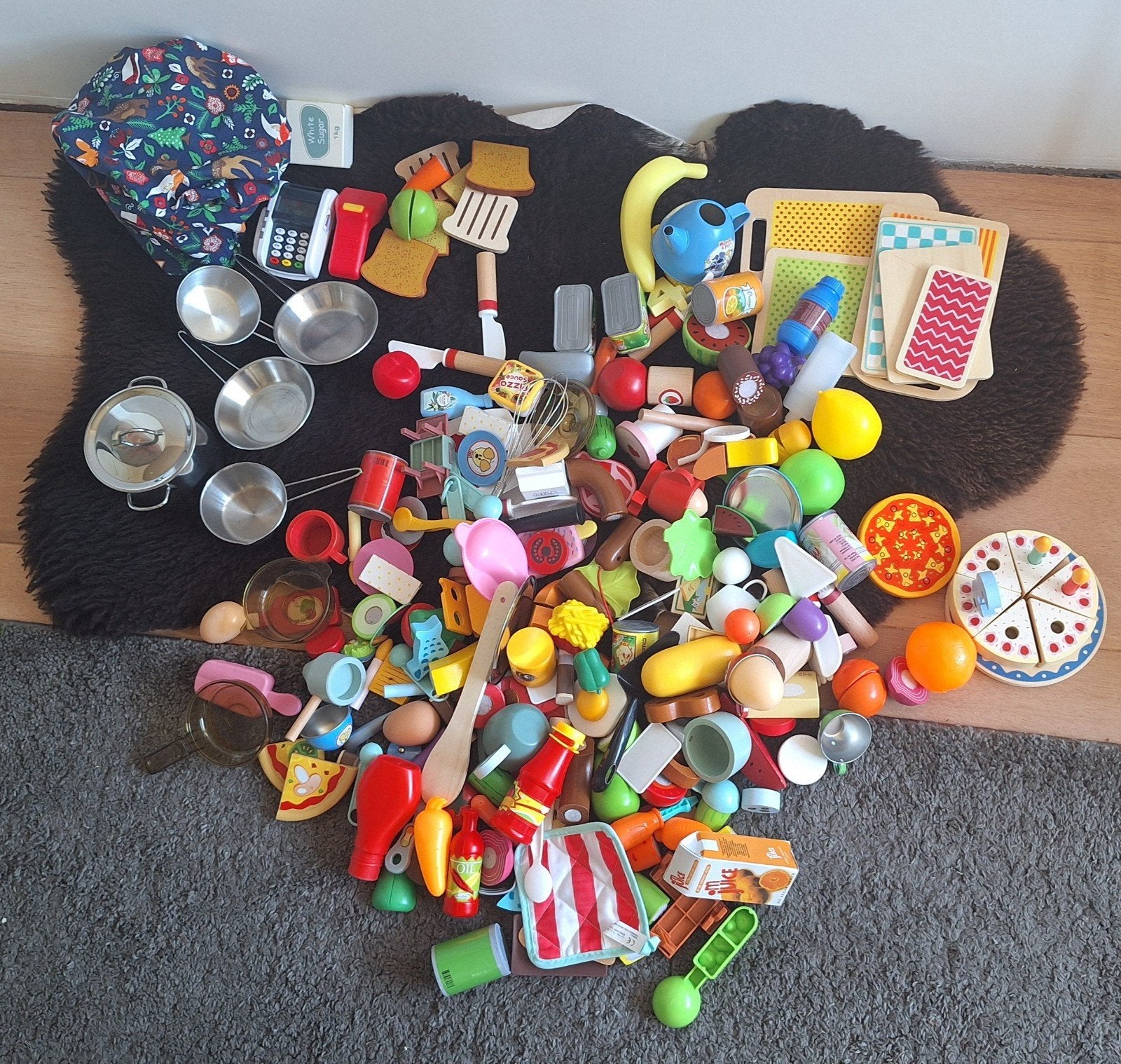 houten en kunstof keukenaccessoires, Kinderen en Baby's, Speelgoed | Speelkeukens, Ophalen, Zo goed als nieuw, Speelkeuken-accessoire