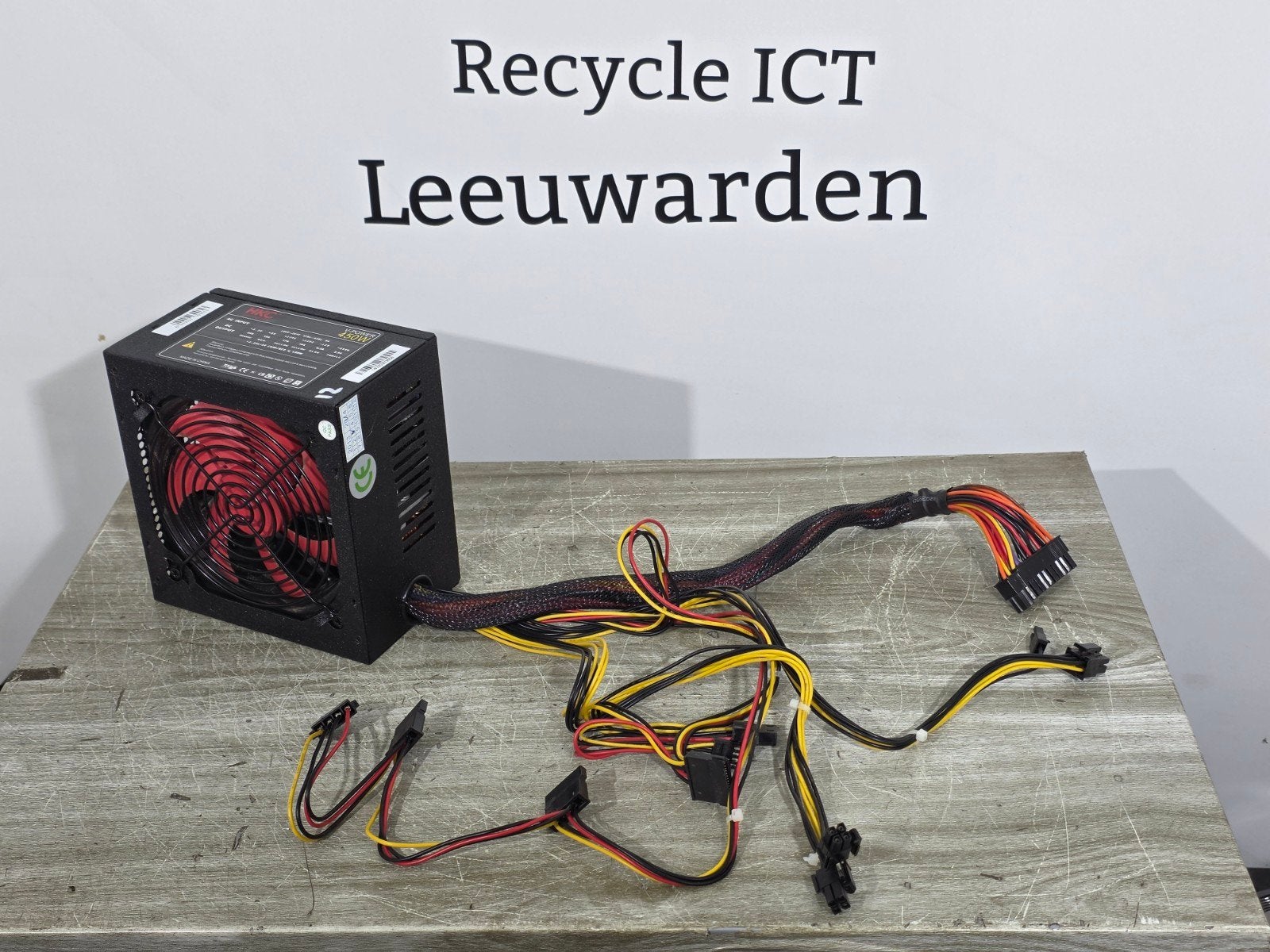 Hkc 450w max voeding psu power supply v-power, Computers en Software, Ophalen of Verzenden, Gebruikt