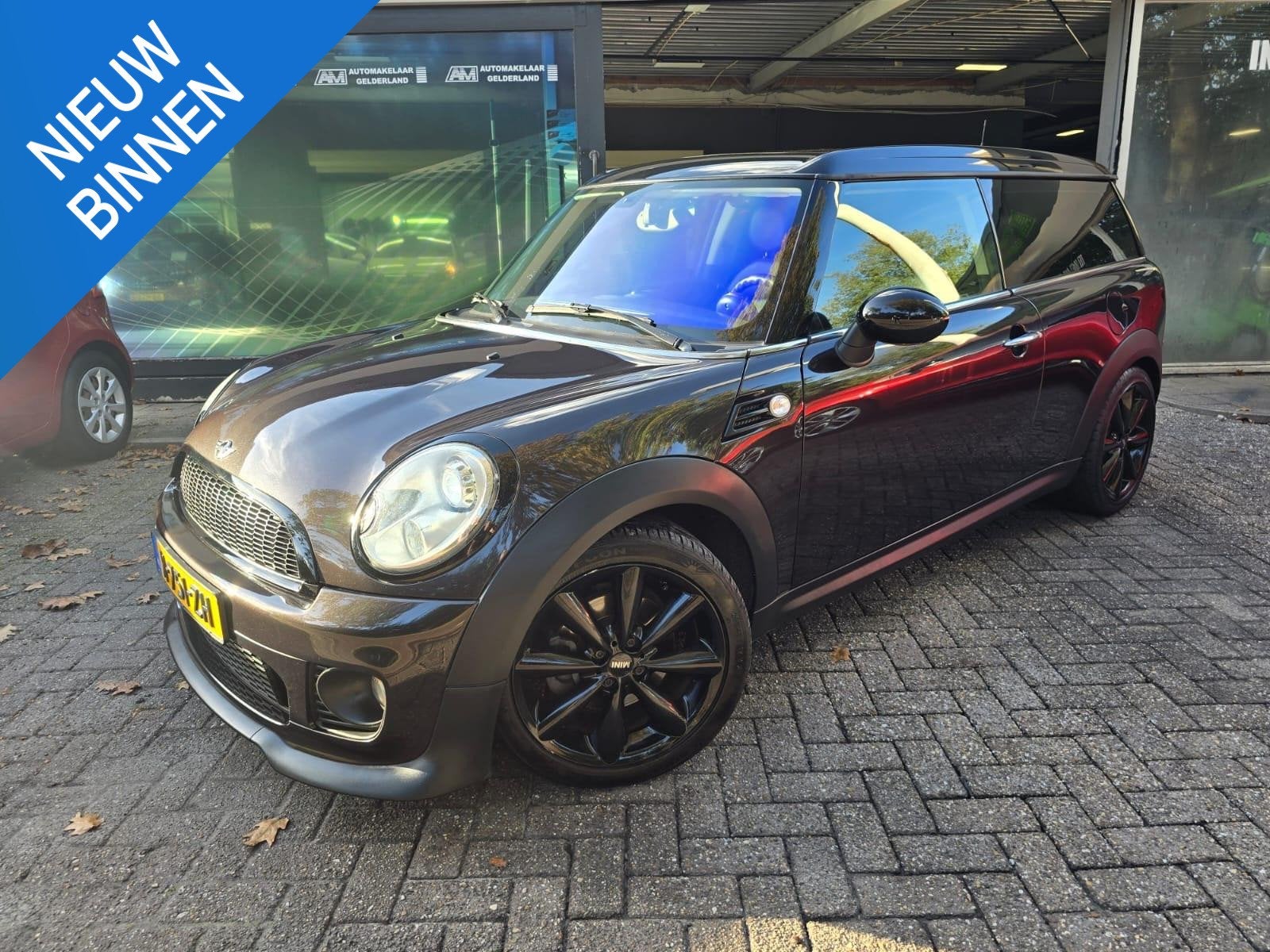 MINI Clubman 1.6 Cooper Chili | NIEUWE APK | PANO DAK | LEDE, Auto's, Voorwielaandrijving, Euro 5, Gebruikt, 4 cilinders