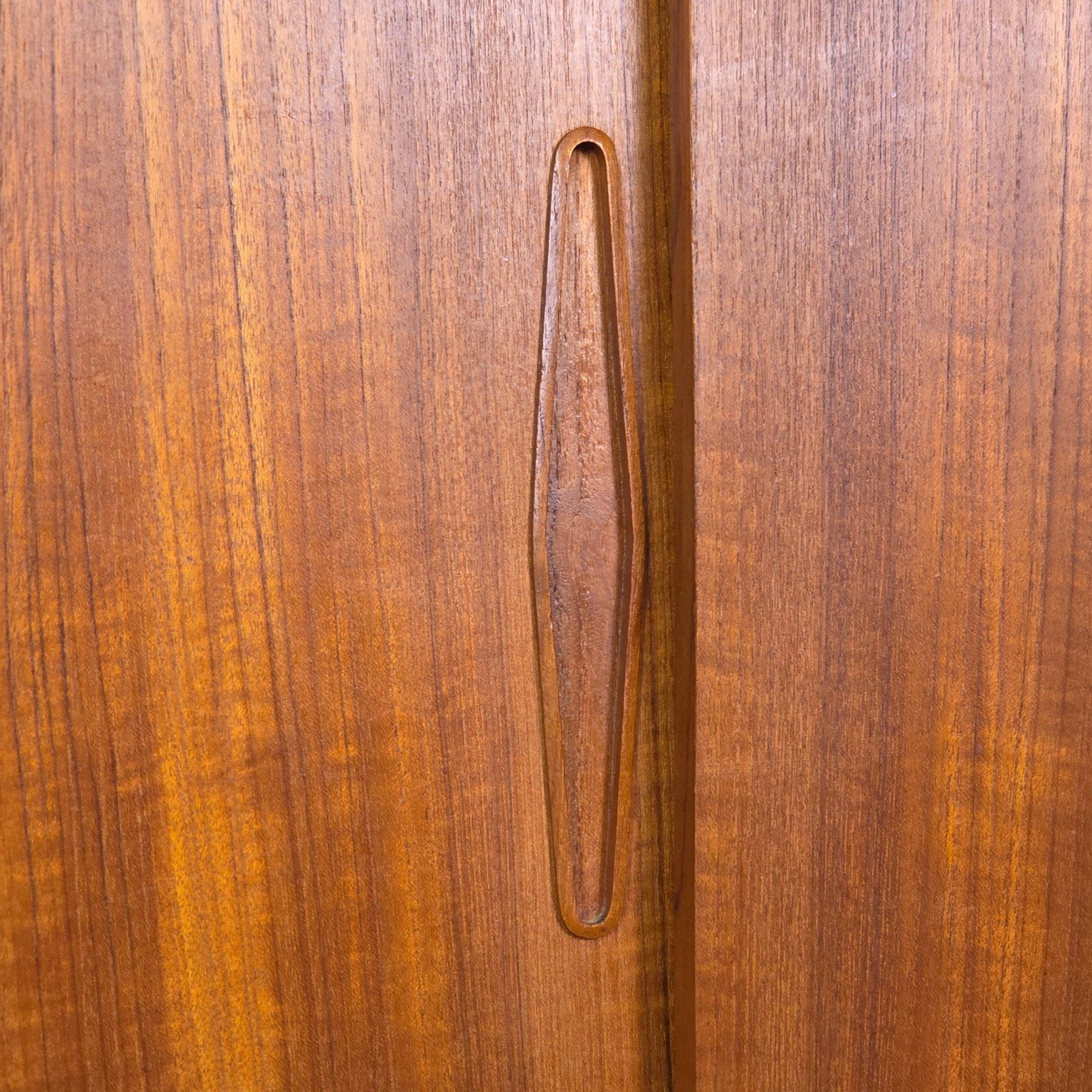 Tilvad Hansen, vintage jaren 60 Deens teak sideboard tv kast, Ophalen, Tylvad Hansen Møbelfabrik, Gebruikt, Scandinavisch, Mid Century, Preloved Danish