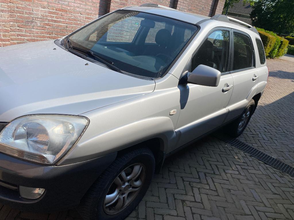 Kia Sportage 2.0 Crdi VGT 2WD AUT 2007 Grijs, Auto's, Kia, Zwart, 4 cilinders, Leder en Stof, Origineel Nederlands