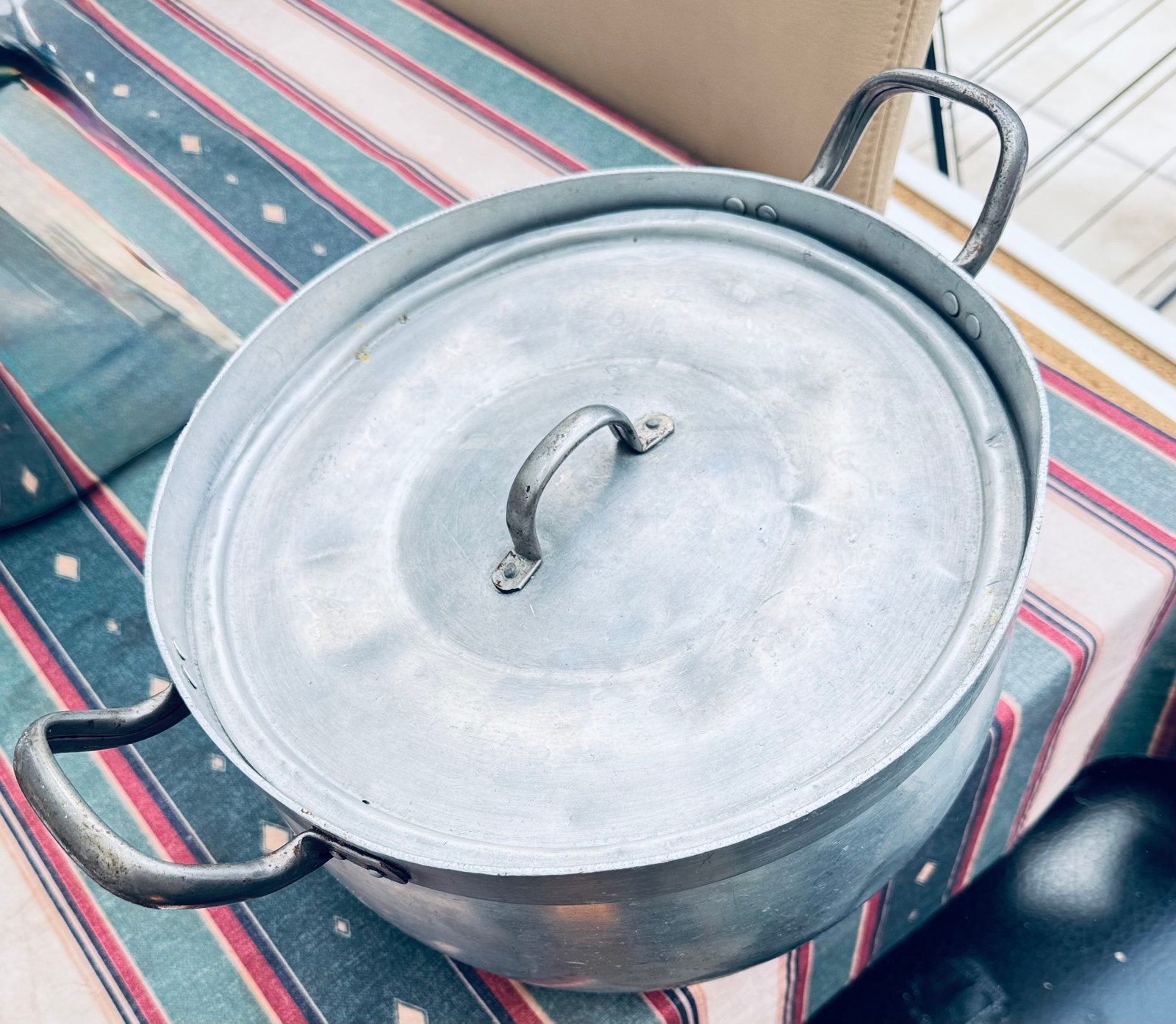 Ta koop grote, gebruite soep pan. Bieden., Huis en Inrichting, Keuken | Potten en Pannen, Ophalen of Verzenden, Zo goed als nieuw