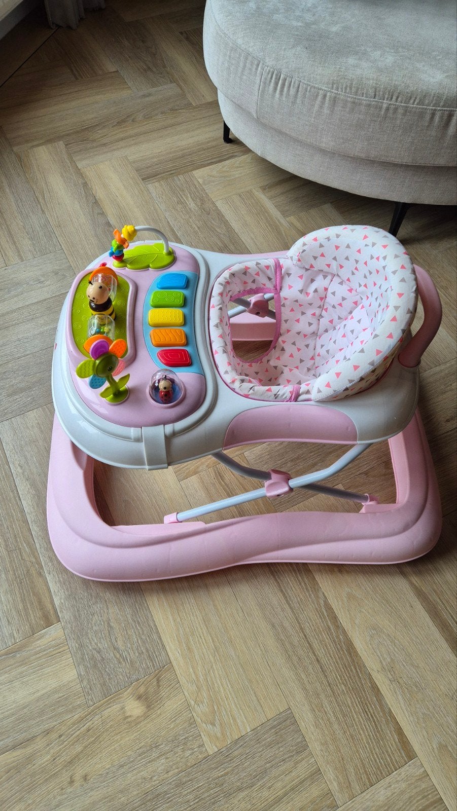 Qute Q-Cooper Loopstoel Roze - 6-24 maanden (max. 12 kg), Ophalen, Zo goed als nieuw, Meisje